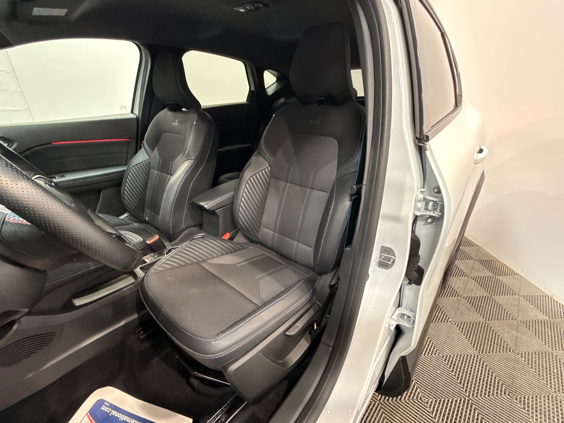 RENAULT CAPTUR E-Tech full hybrid 145 ch esprit Alpine