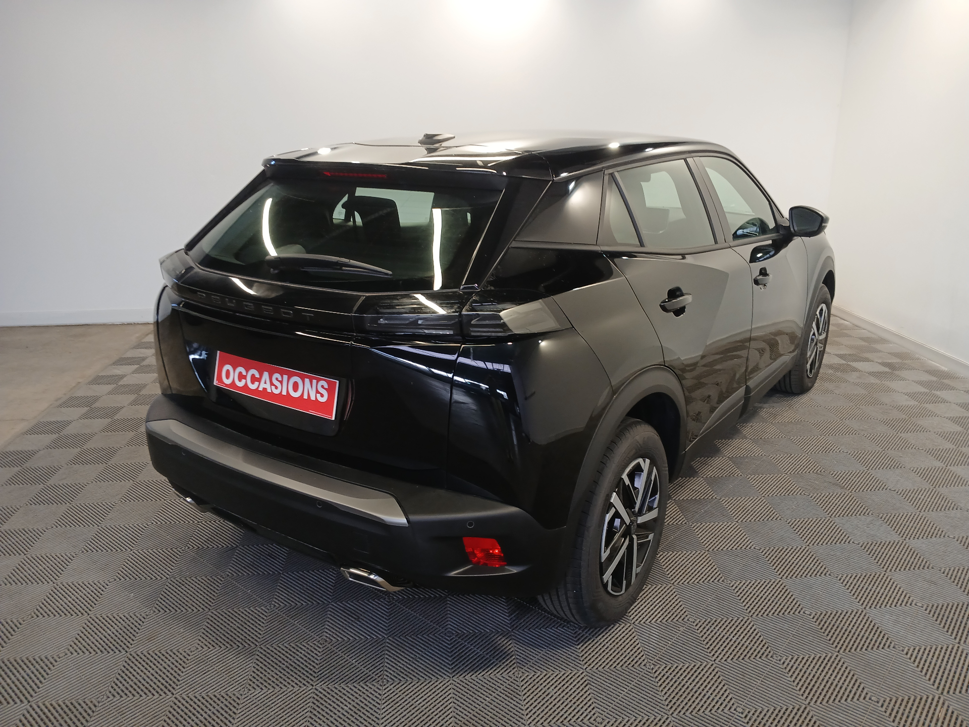PEUGEOT 2008 Hybrid 145 e-DCS6 Style