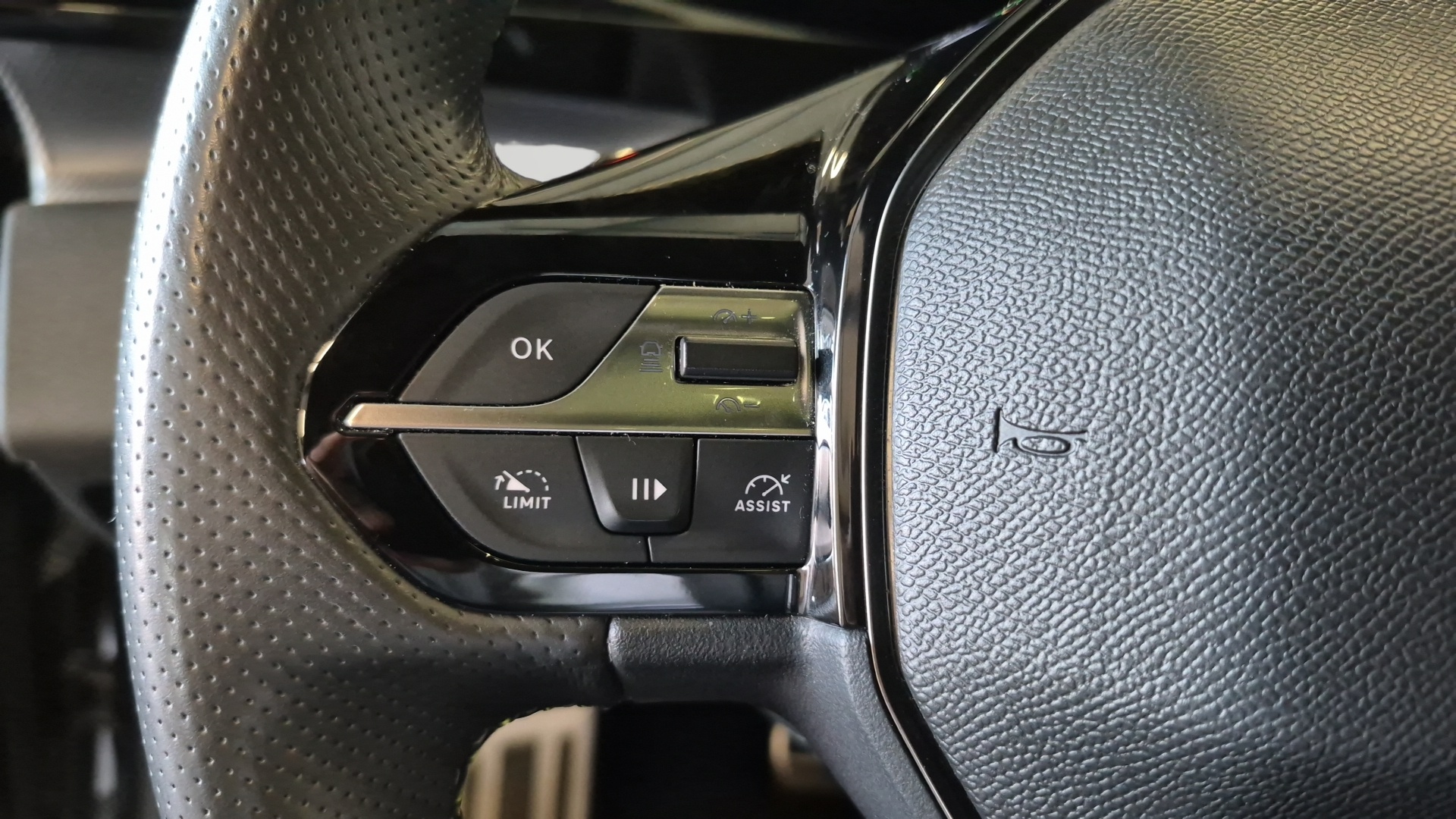 PEUGEOT 308 SW GT PTECH 130 S&S EAT8