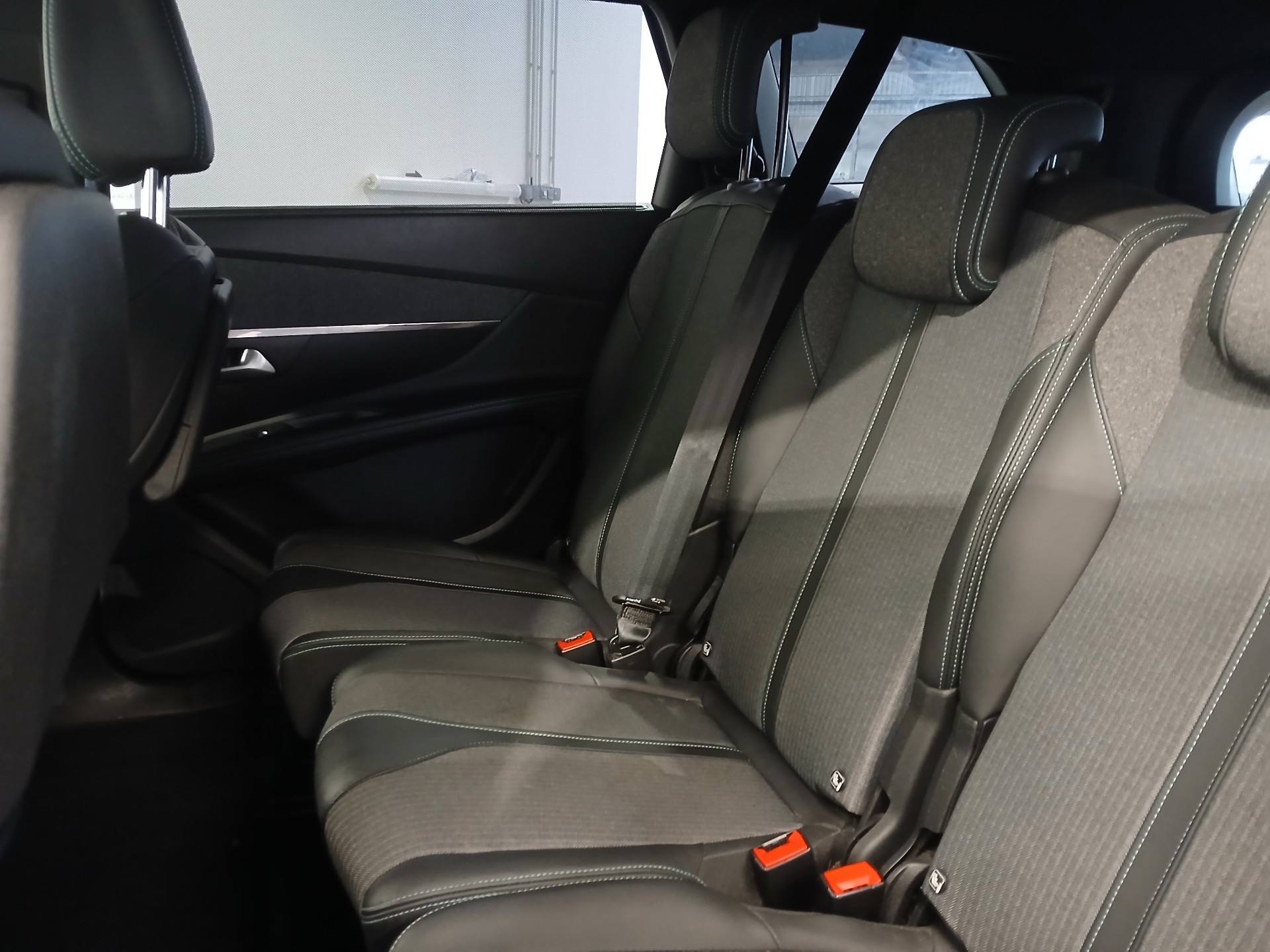 PEUGEOT 5008 ALLURE PK BHDI 130 S&S EAT8