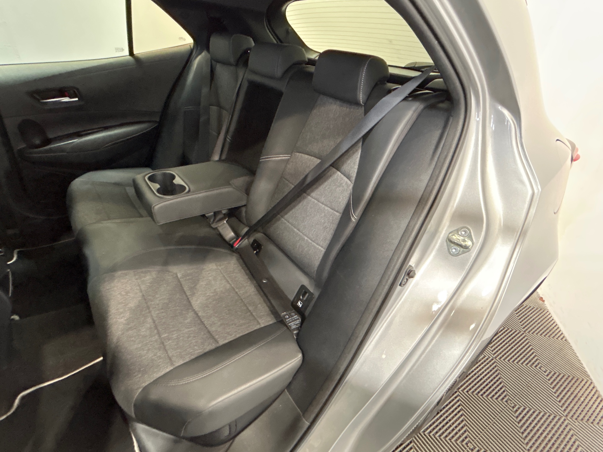 TOYOTA COROLLA HYBRIDE 140ch Design