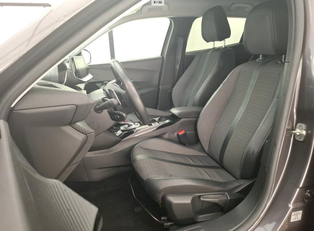 PEUGEOT 2008 BlueHDi 130 S&S EAT8 Allure