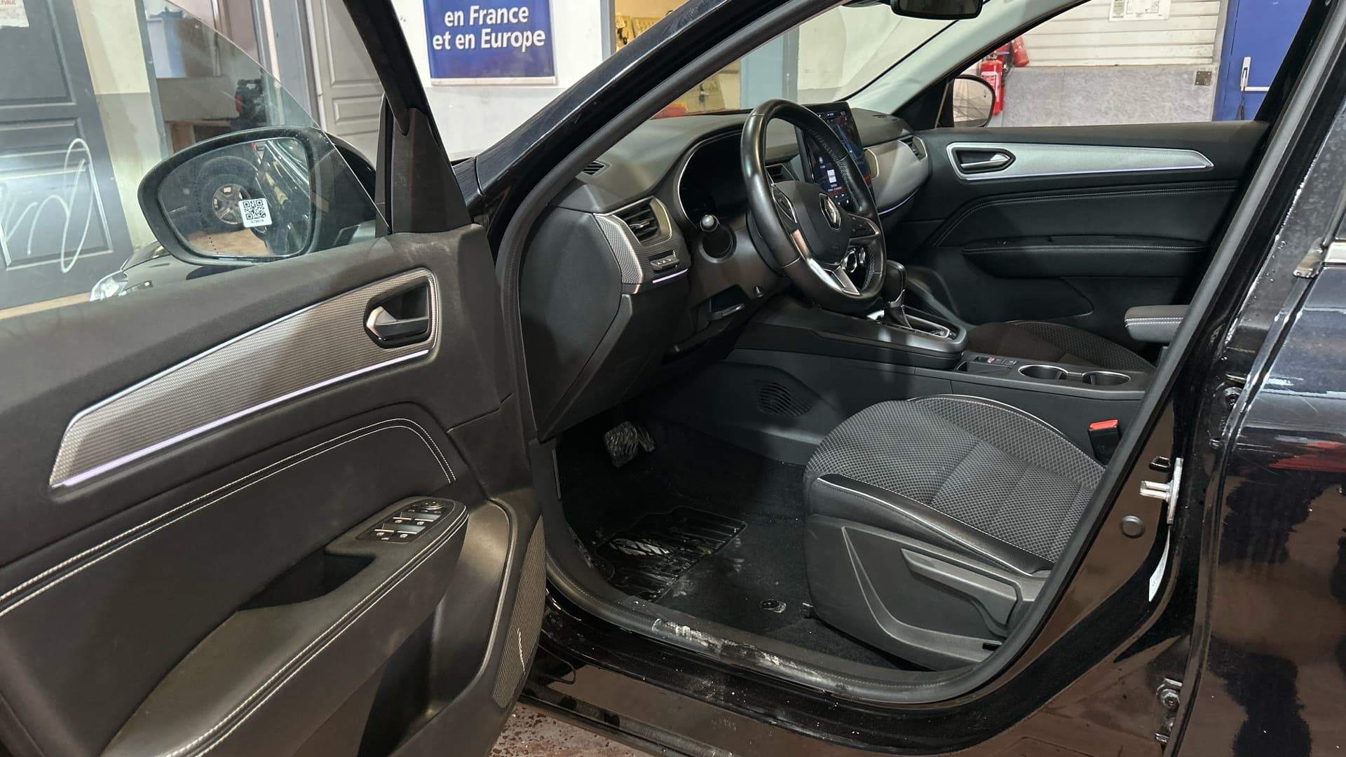 RENAULT ARKANA E-Tech 145 - 21B Intens