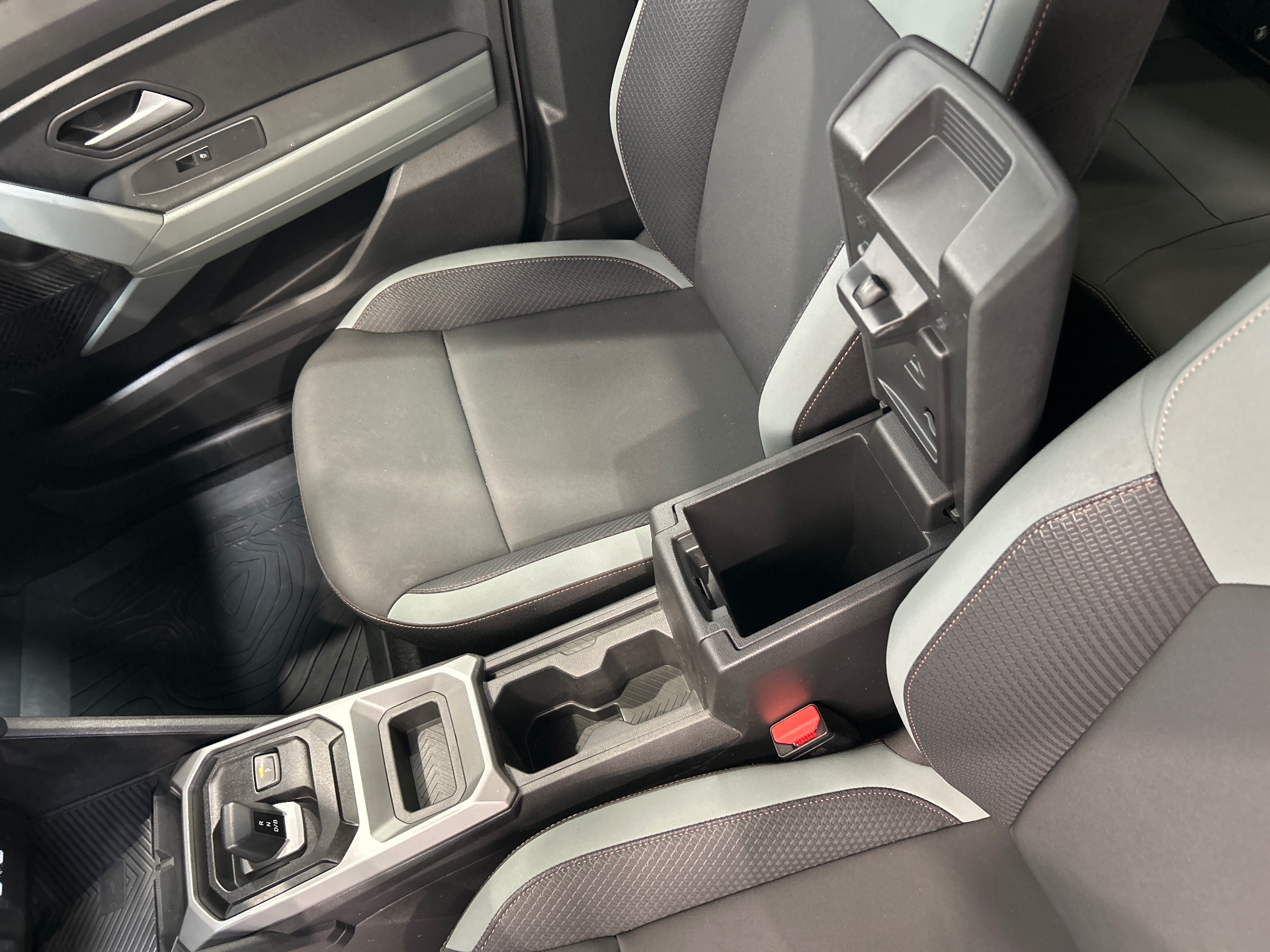 DACIA DUSTER Hybrid 140 Extreme