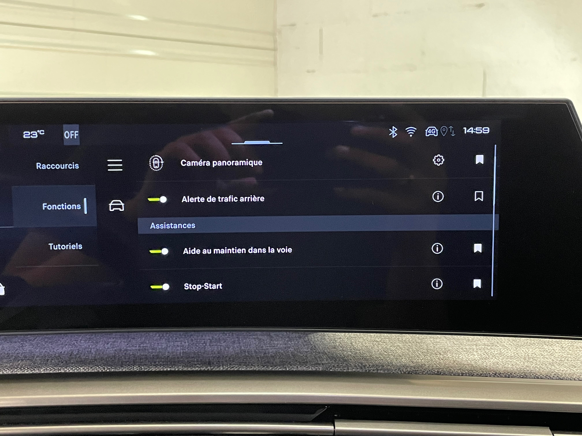 PEUGEOT 3008 Hybrid 145 e-DCS6 Allure