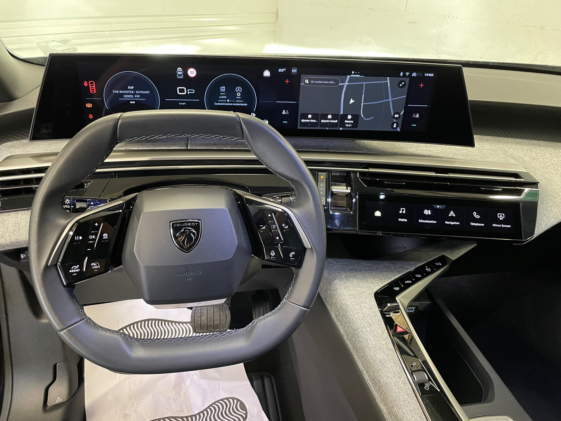 PEUGEOT 3008 Hybrid 145 e-DCS6 Allure