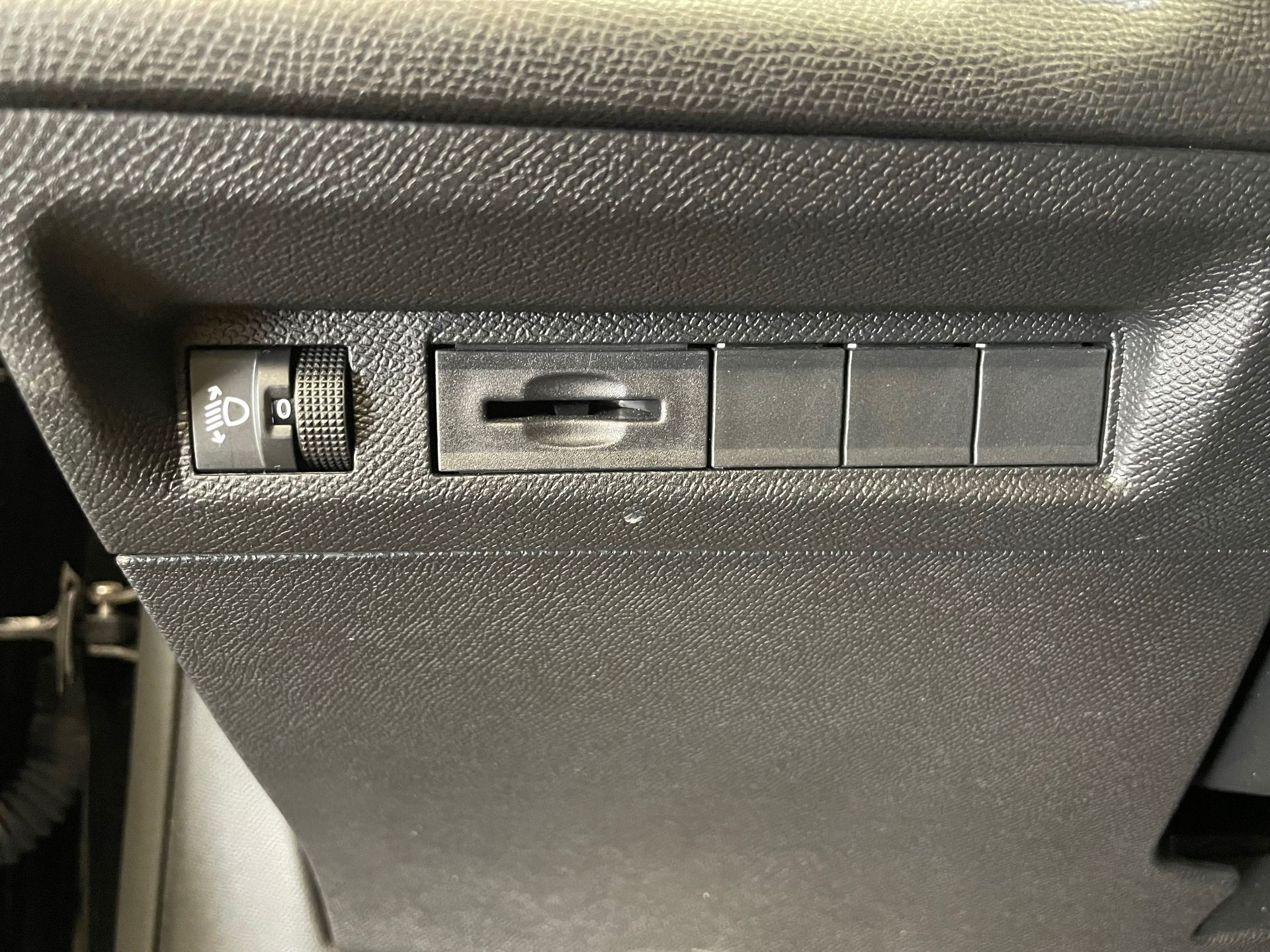 PEUGEOT 408 Hybrid 145 e-DCS6 Allure