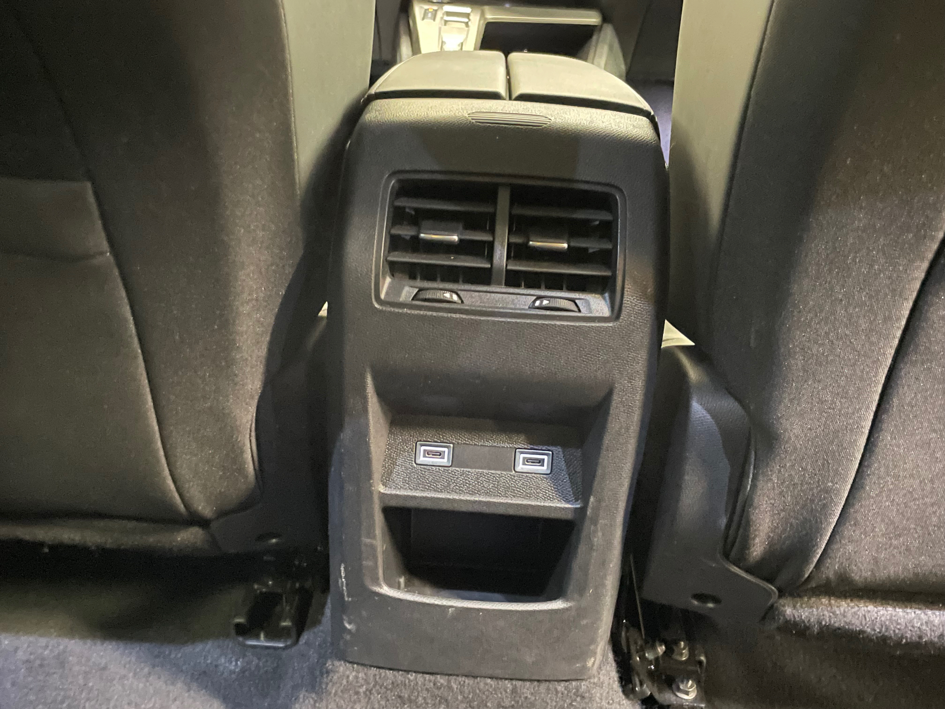 PEUGEOT 408 Hybrid 145 e-DCS6 Allure