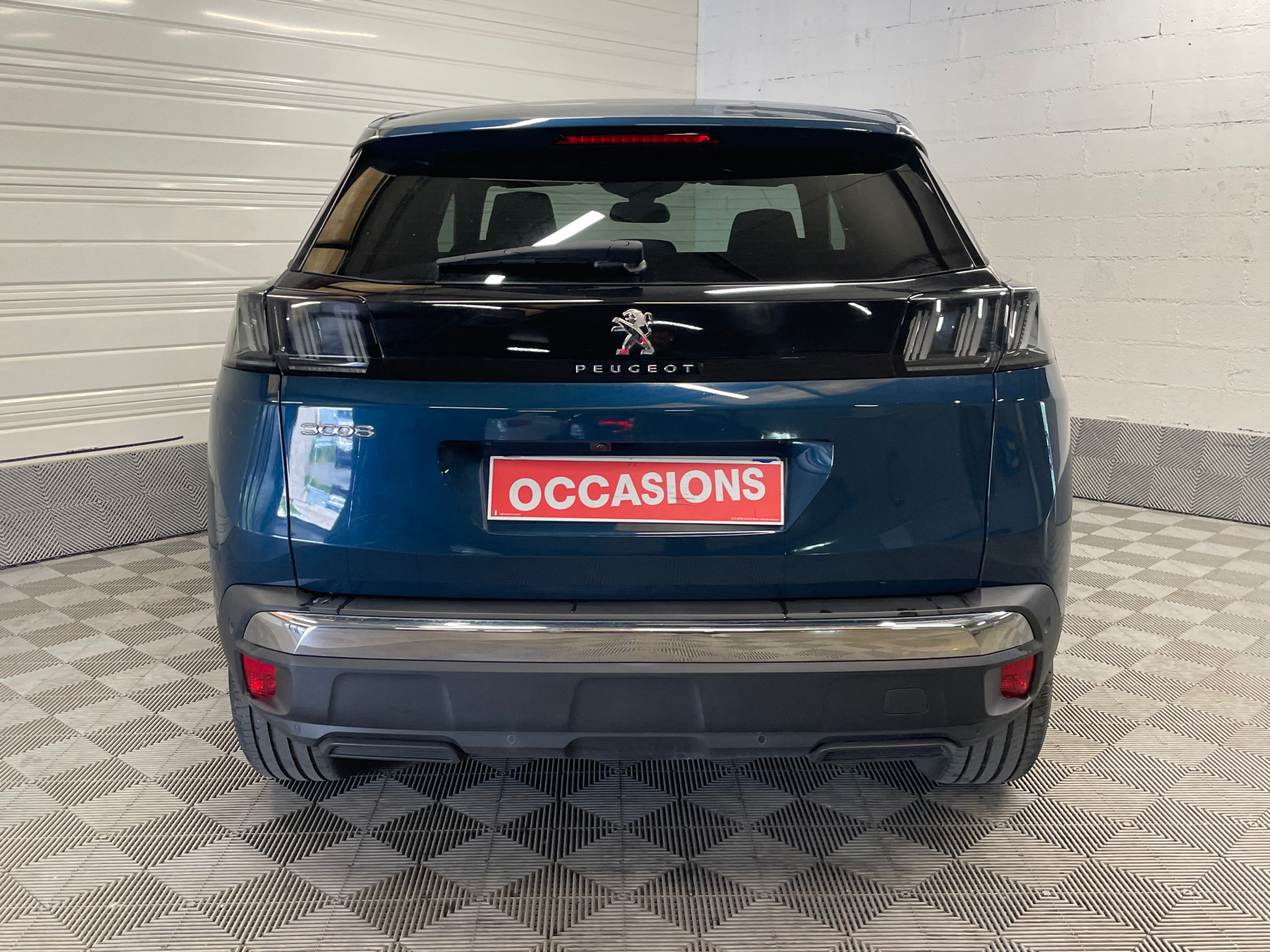 PEUGEOT 3008 Hybrid 136 e-DCS6 Allure Pack