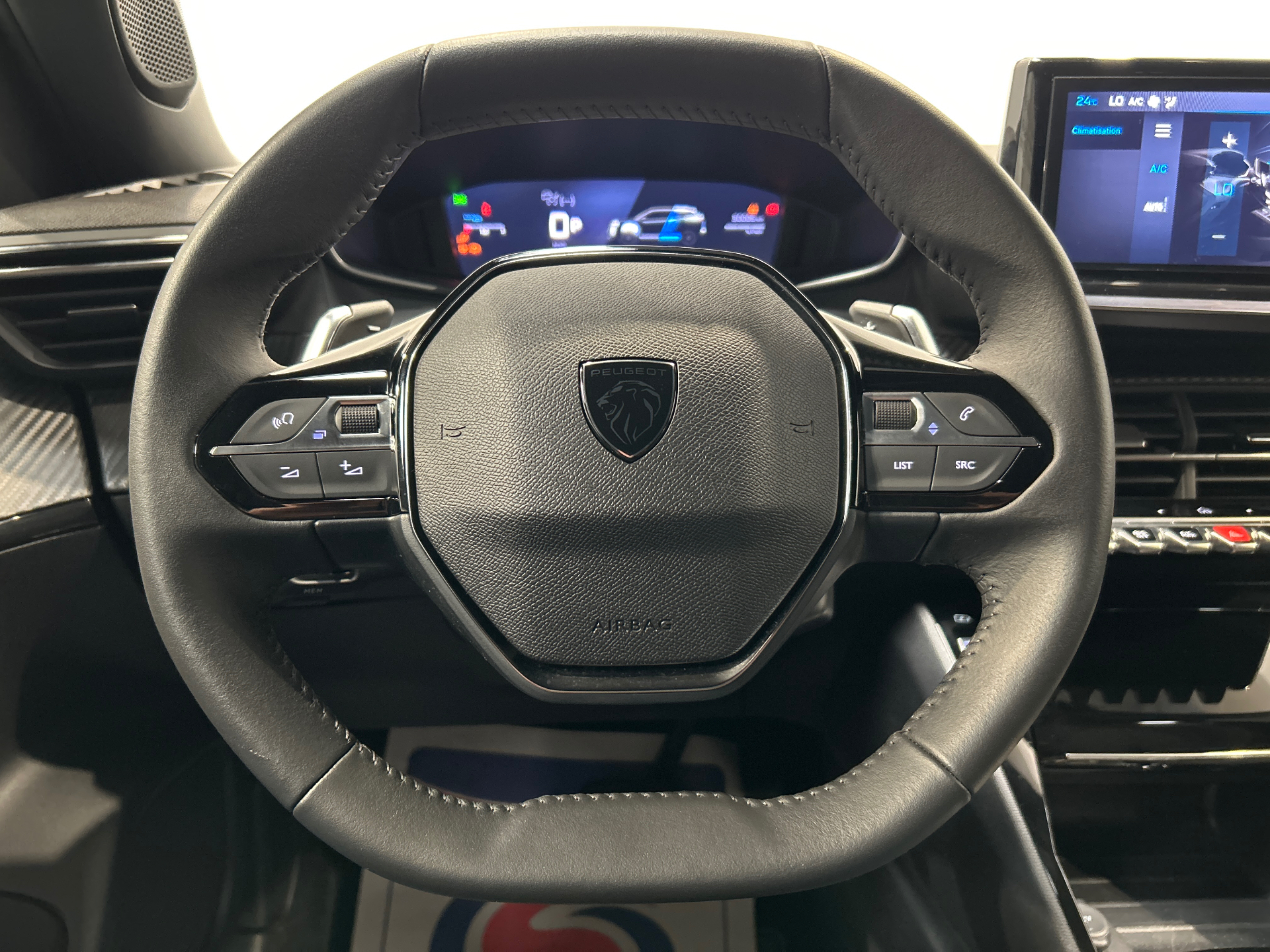 PEUGEOT 2008 Hybrid 145 e-DCS6 Allure