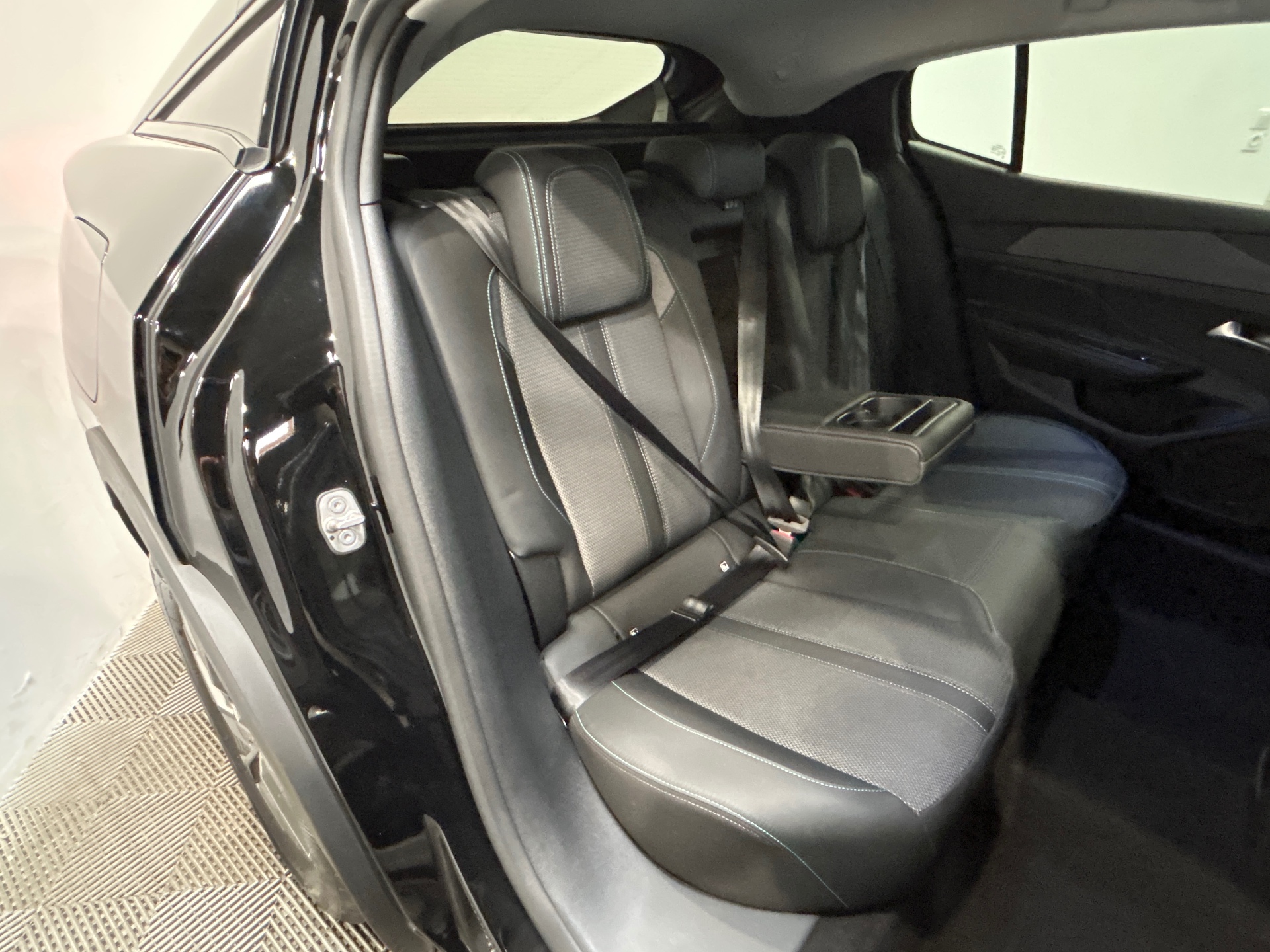 PEUGEOT 408 Hybrid 145 e-DCS6 Allure