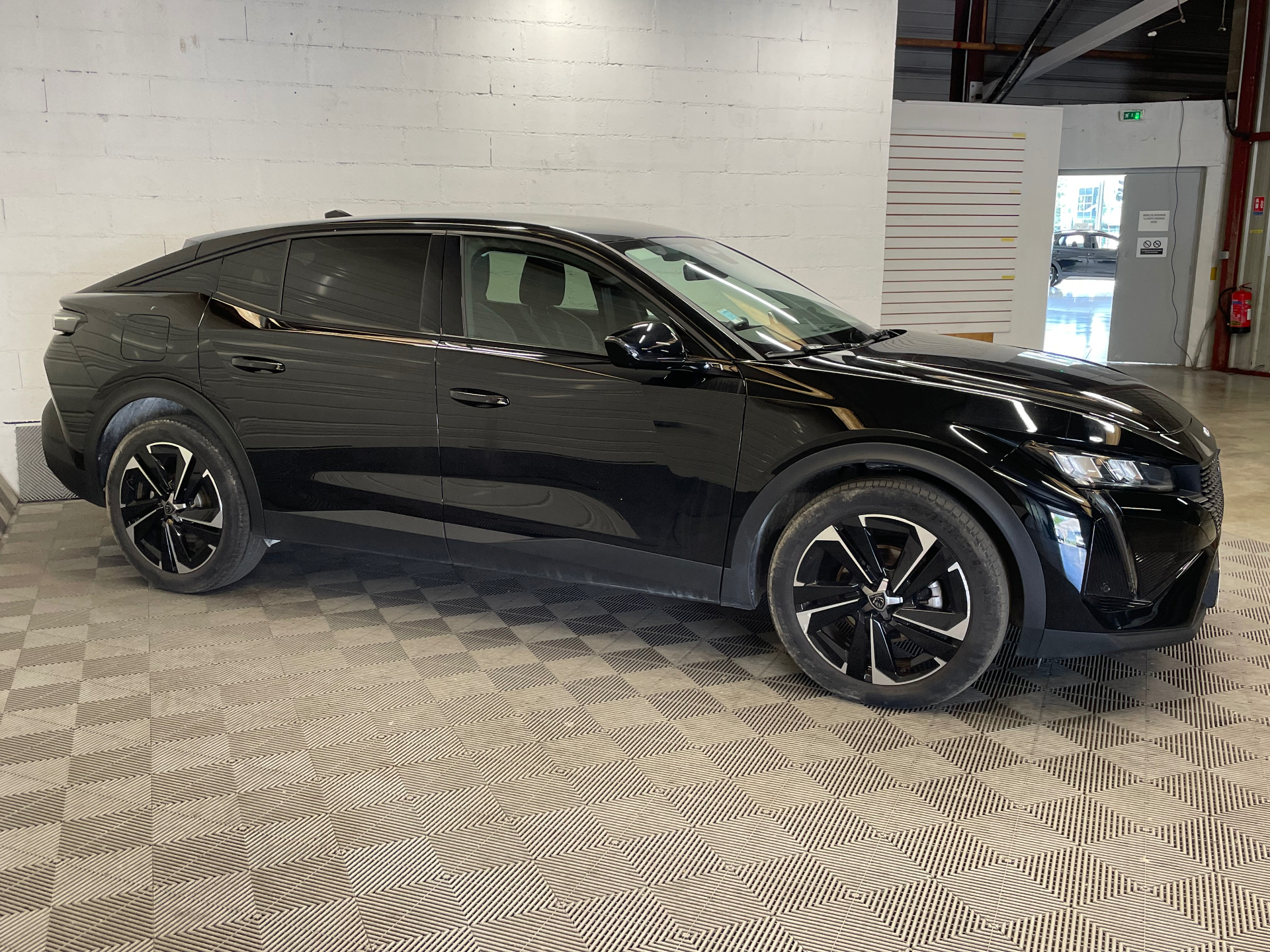 PEUGEOT 408 Hybrid 145 e-DCS6 Allure