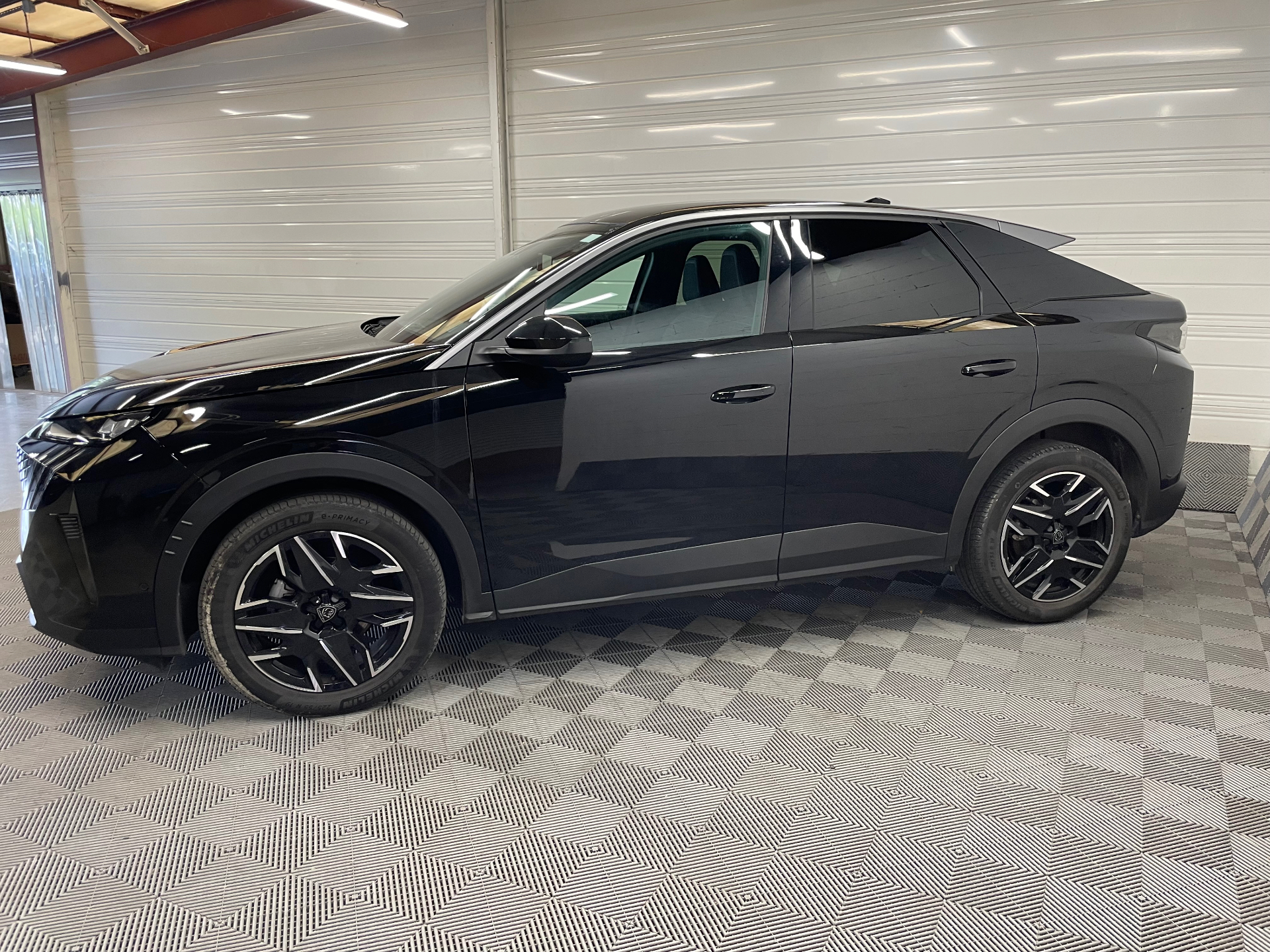 PEUGEOT 3008 Hybrid 145 e-DCS6 Allure