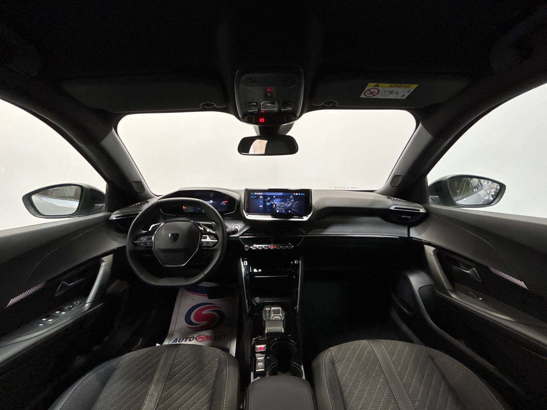 PEUGEOT 2008 Hybrid 145 e-DCS6 Allure