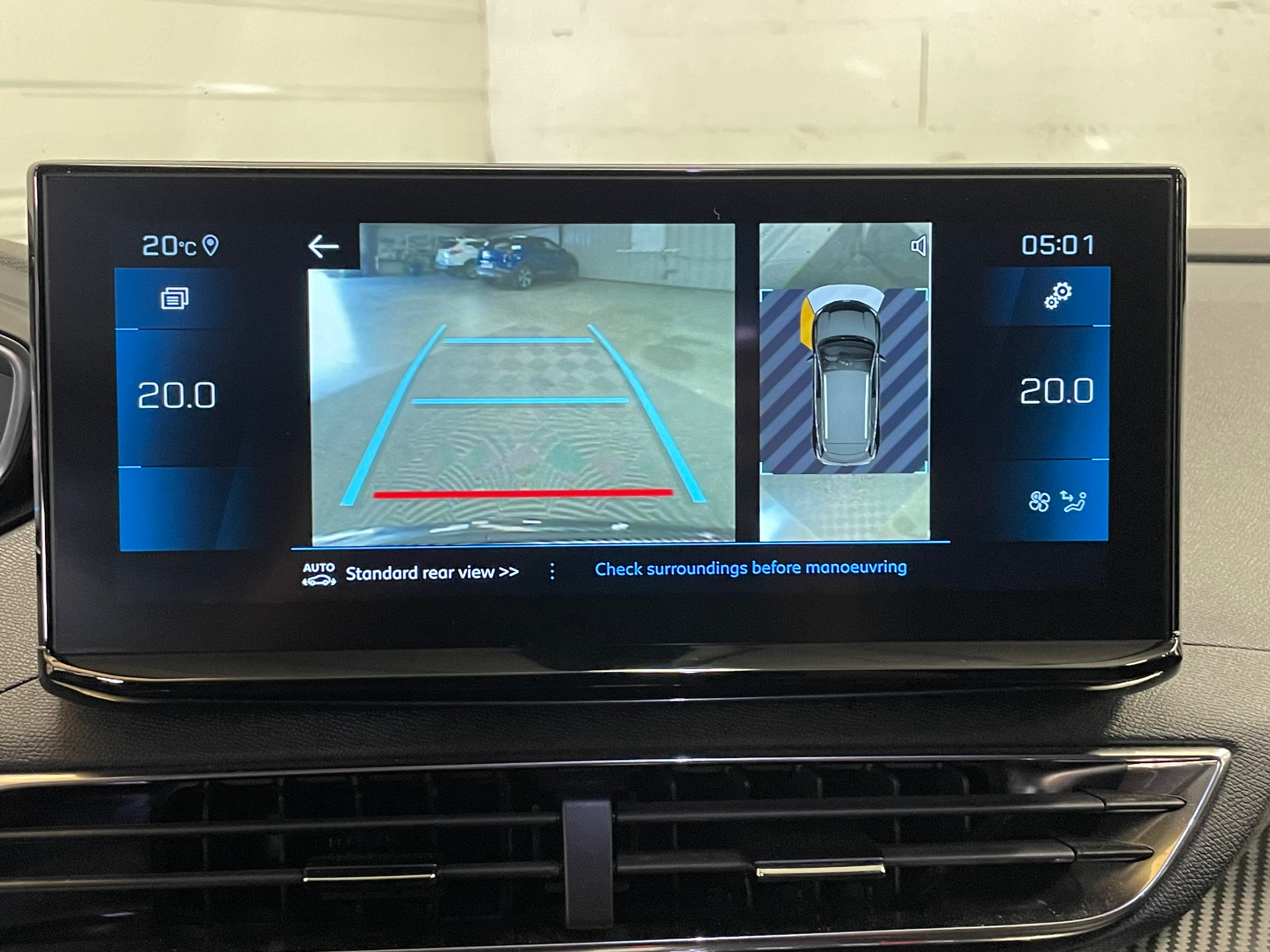 PEUGEOT 3008 Hybrid 136 e-DCS6 Allure Pack