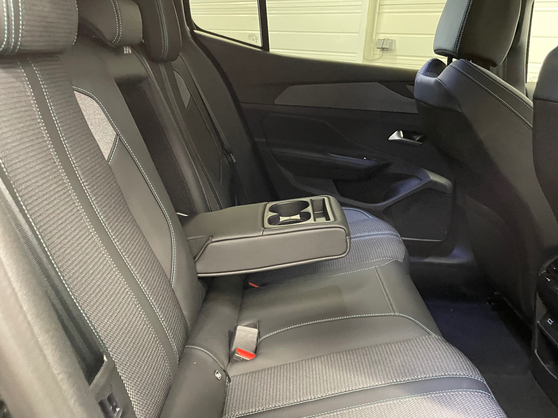 PEUGEOT 408 Hybrid 145 e-DCS6 Allure