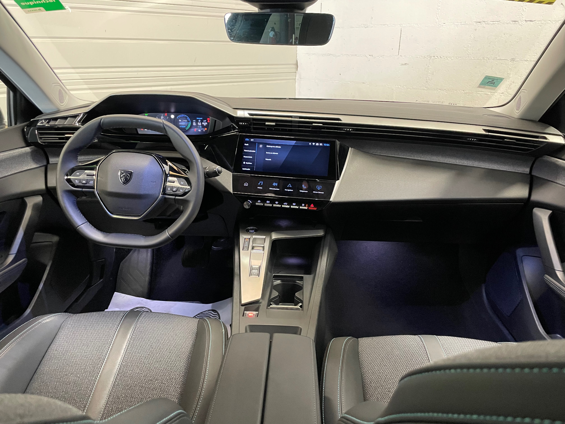 PEUGEOT 408 Hybrid 145 e-DCS6 Allure