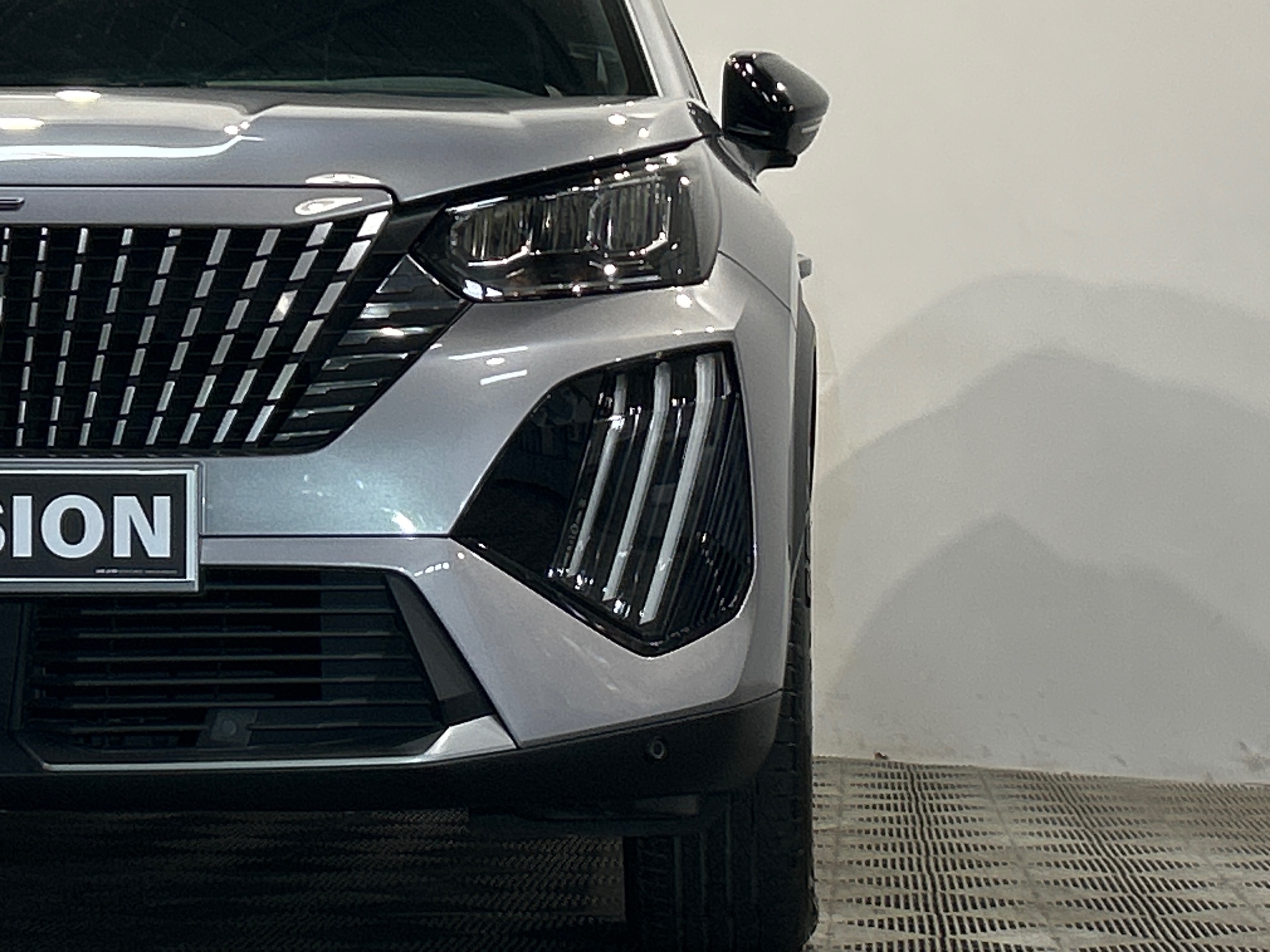 PEUGEOT 2008 Hybrid 145 e-DCS6 Allure