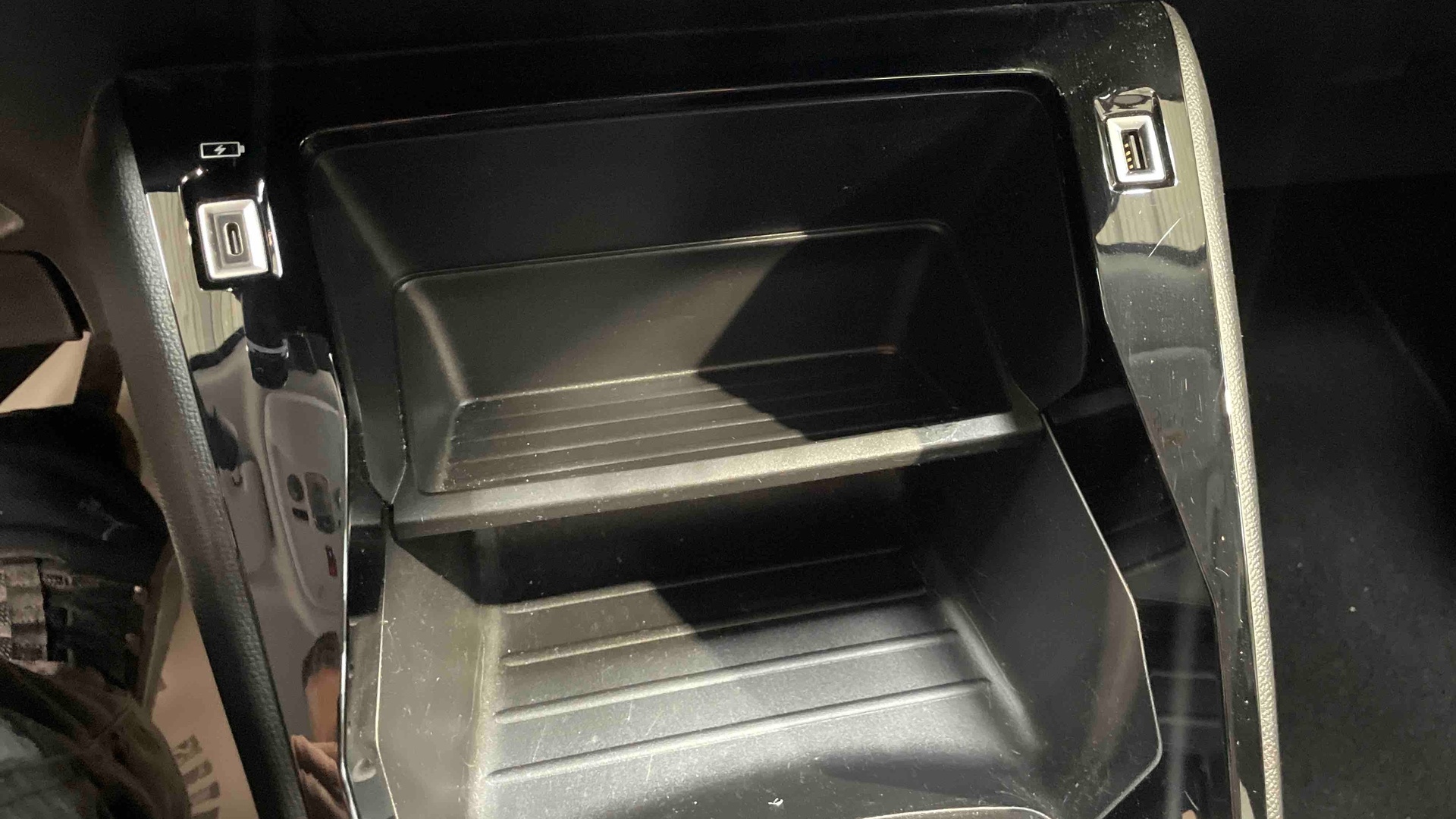 PEUGEOT 2008 BUSINESS BlueHDi 130 S&S EAT8 Active Business - 5P