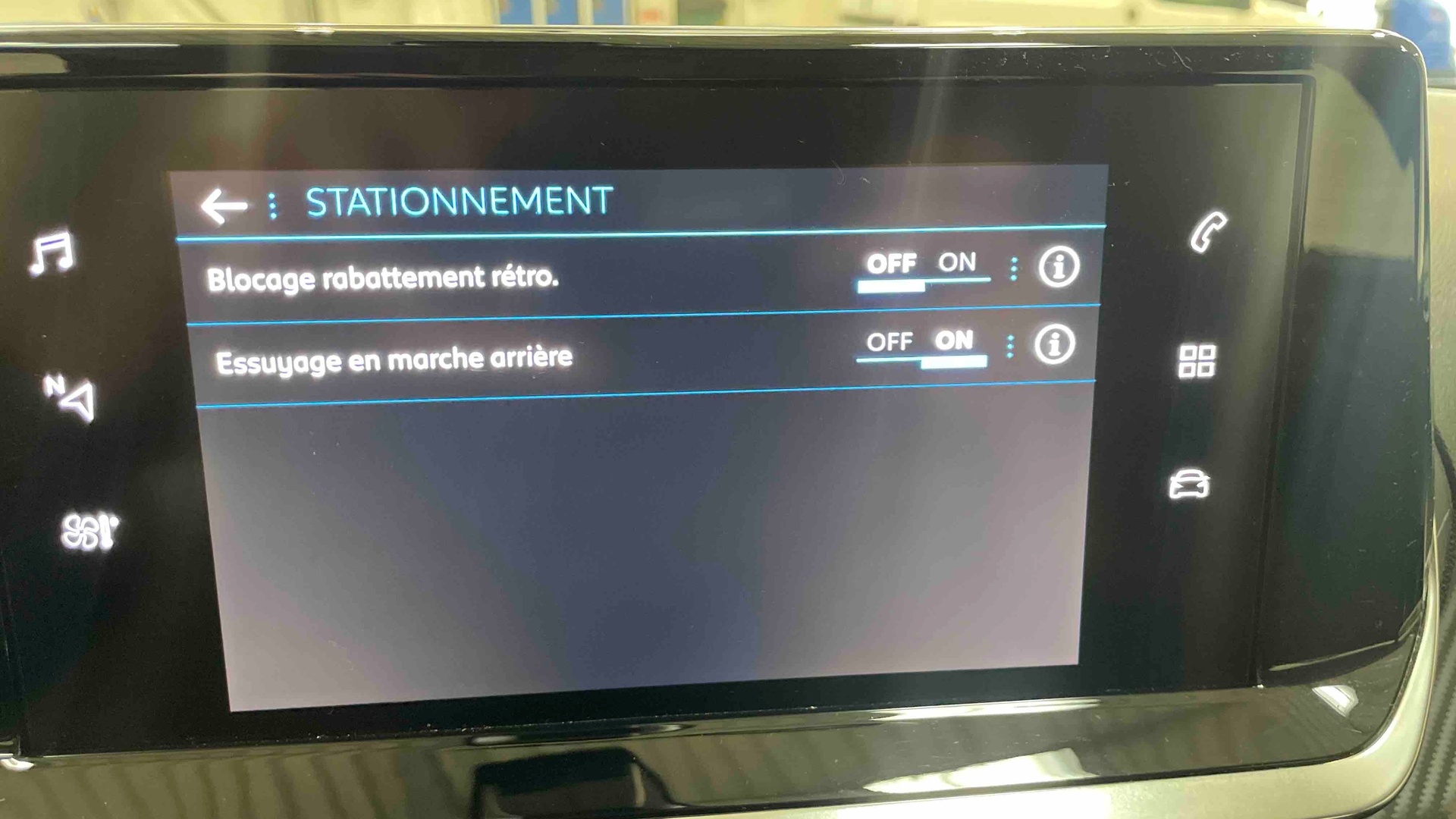 PEUGEOT 2008 BUSINESS BlueHDi 130 S&S EAT8 Active Business - 5P