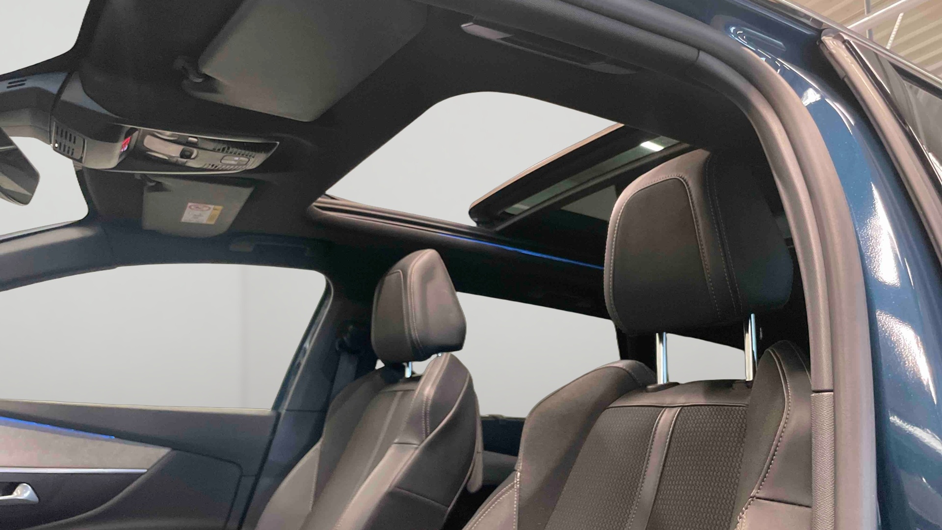 PEUGEOT 5008 BlueHDi 130ch S&S EAT8 GT