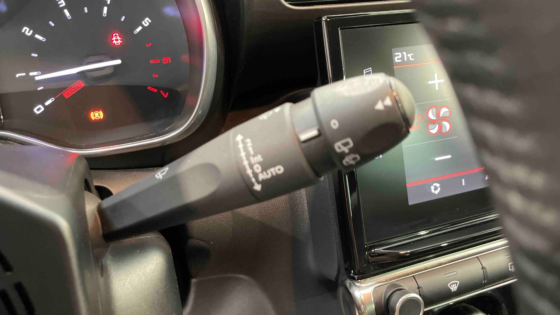 CITROEN C3 AIRCROSS BlueHDi 110 S&S BVM6 Shine - 5P