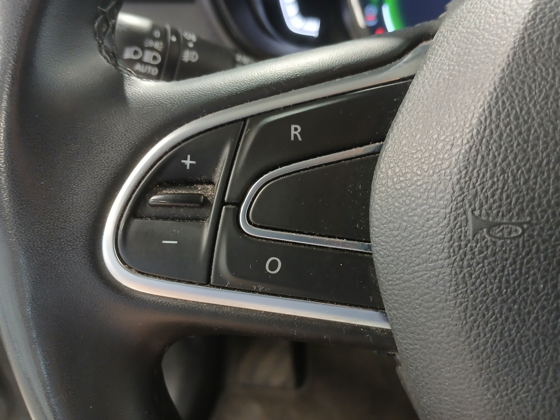 RENAULT KADJAR Blue dCi 115 EDC Business