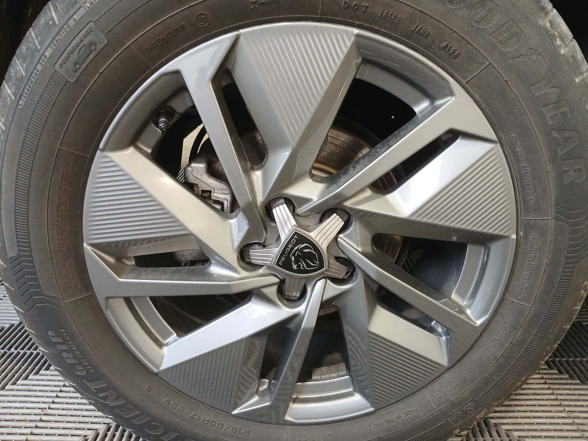 PEUGEOT 408 Hybrid 145 e-DCS6 Allure