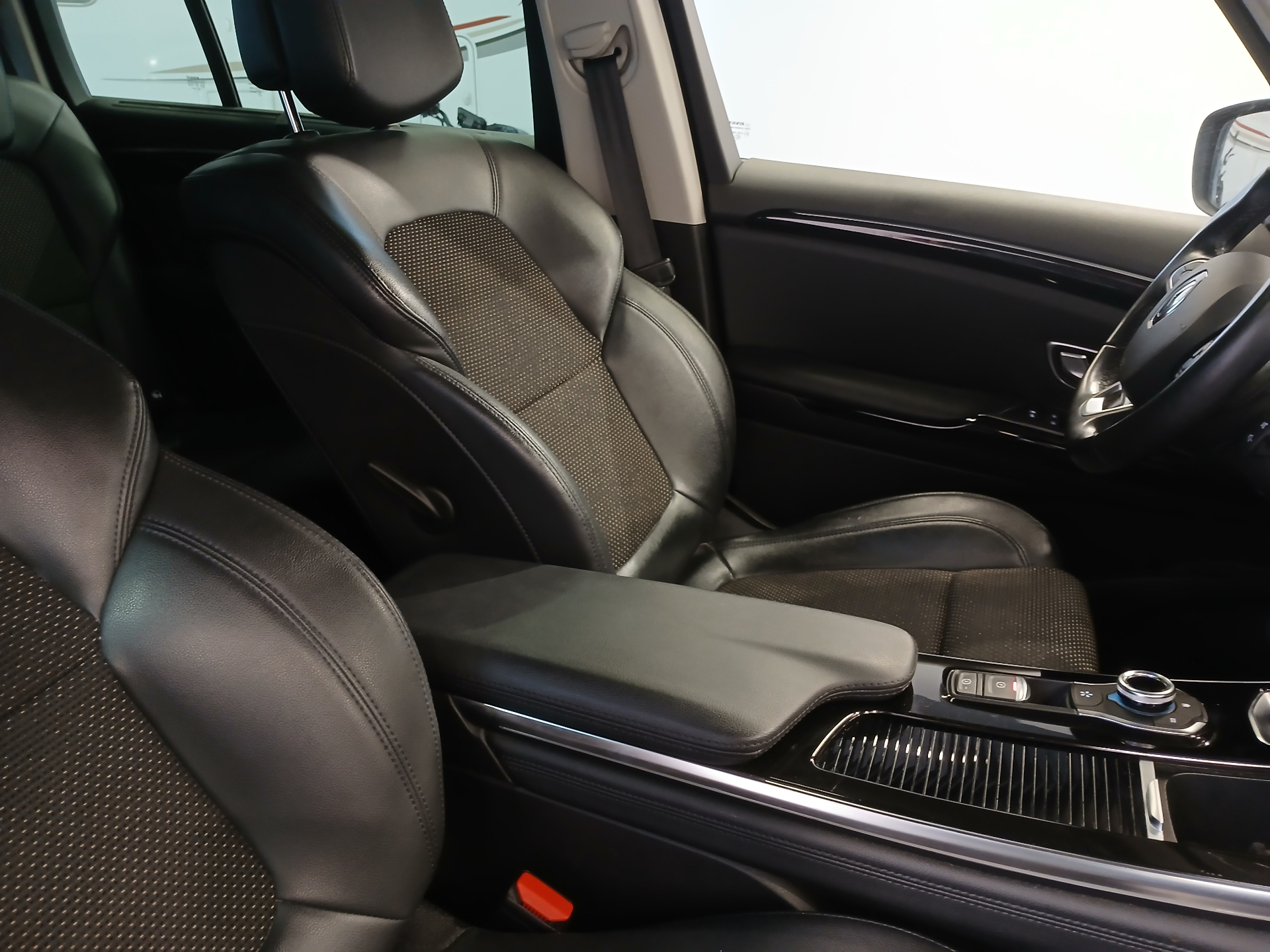 RENAULT ESPACE V Blue dCi 160 EDC Evolution