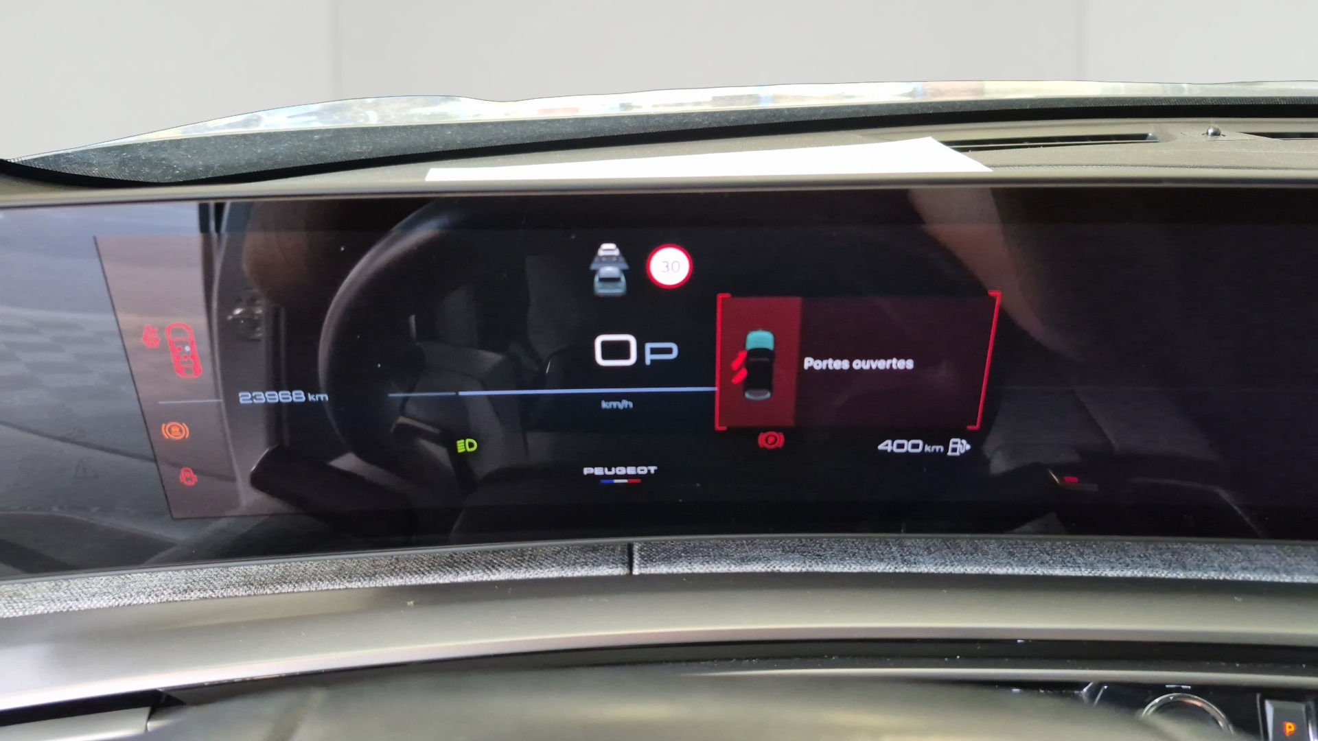 PEUGEOT 3008 Hybrid 145 e-DCS6 Allure