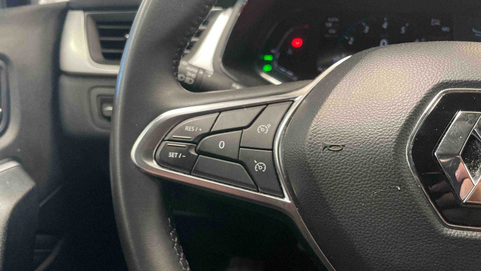 RENAULT CAPTUR TCe 90 Techno