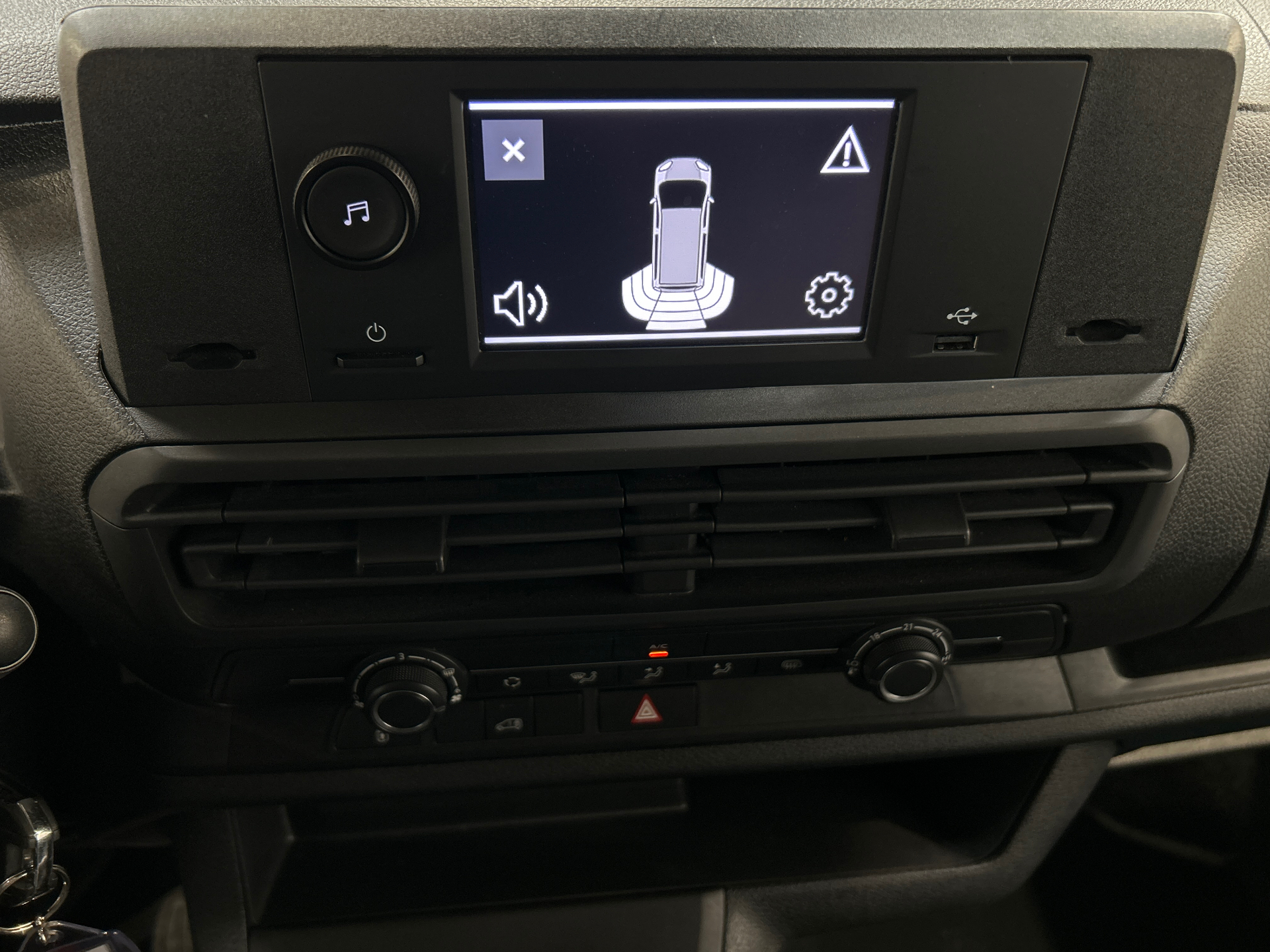 CITROEN JUMPY FOURGON Fourgon Taille M BlueHDi 120 S&S BVM6