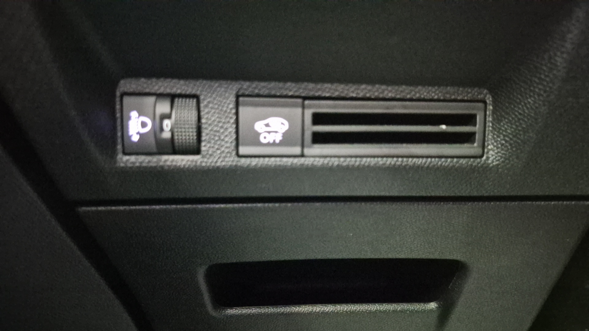 PEUGEOT 3008 Hybrid 145 e-DCS6 Allure