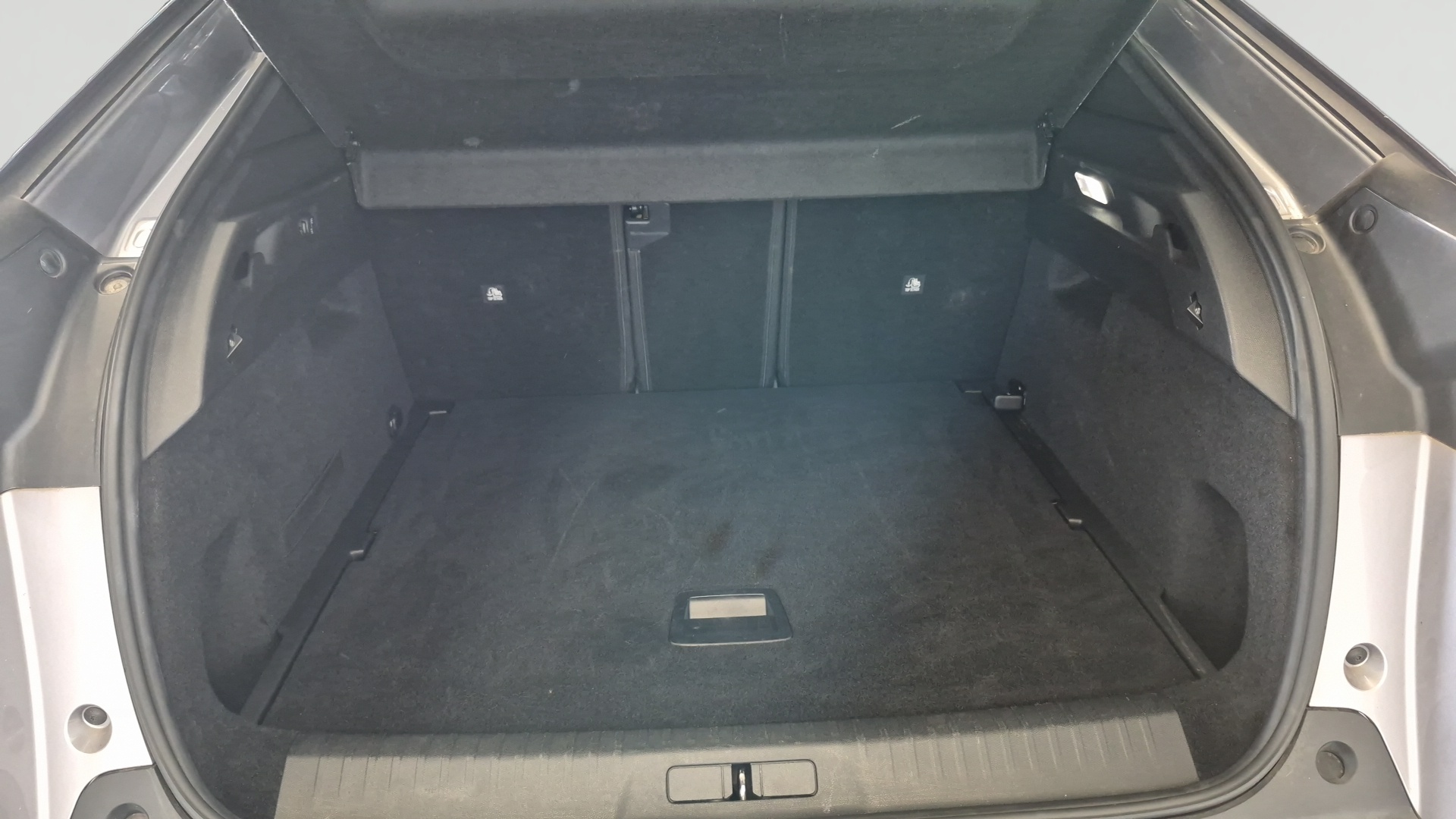 PEUGEOT 3008 Hybrid 145 e-DCS6 Allure