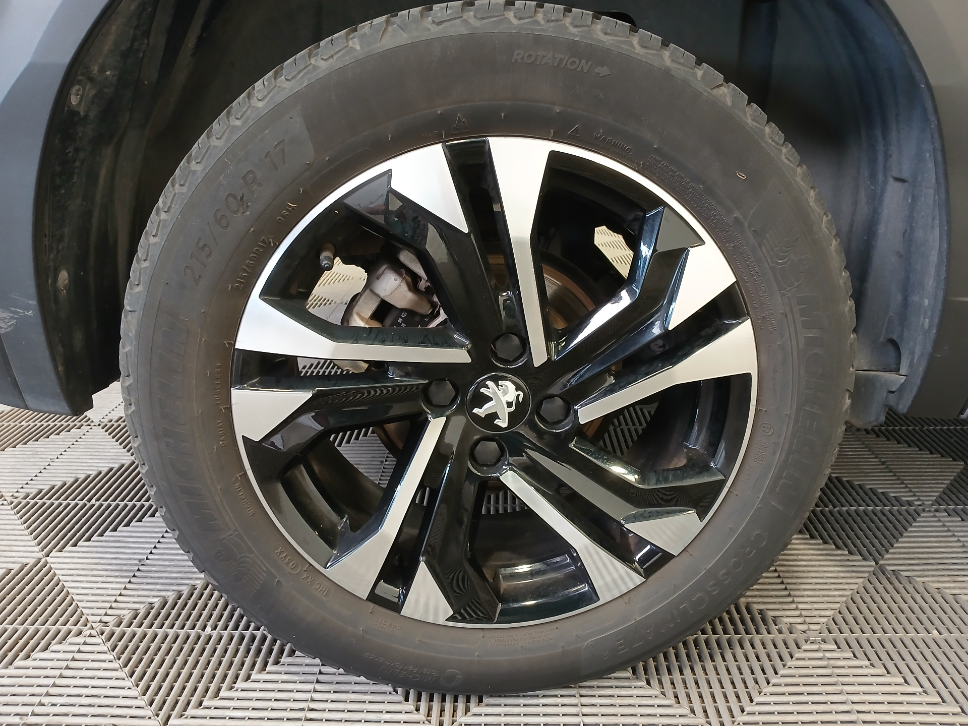 PEUGEOT 2008 1.5 BlueHDi 130ch S&S Allure EAT8