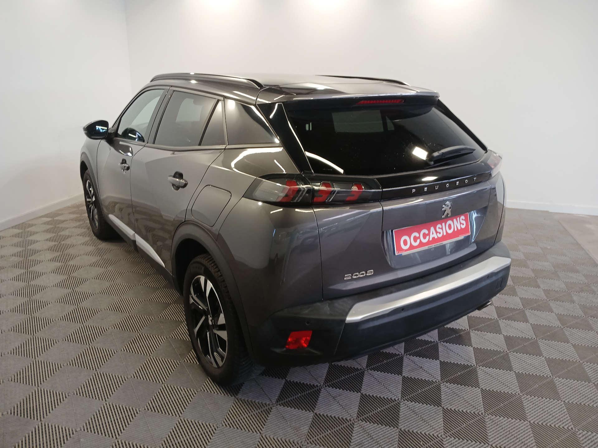 PEUGEOT 2008 1.5 BlueHDi 130ch S&S Allure EAT8