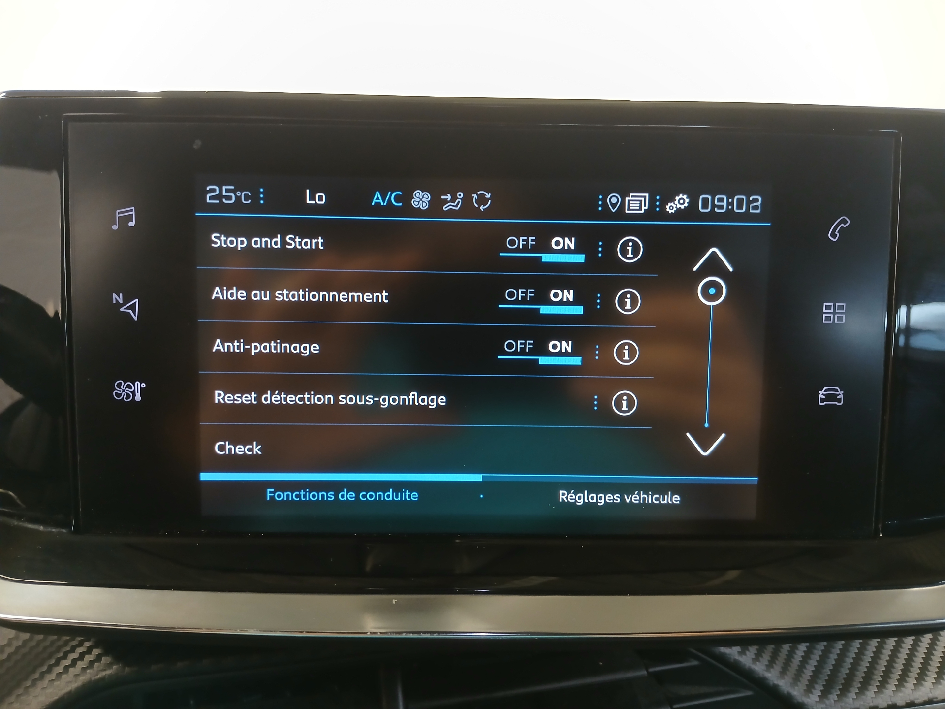 PEUGEOT 2008 1.5 BlueHDi 130ch S&S Allure EAT8
