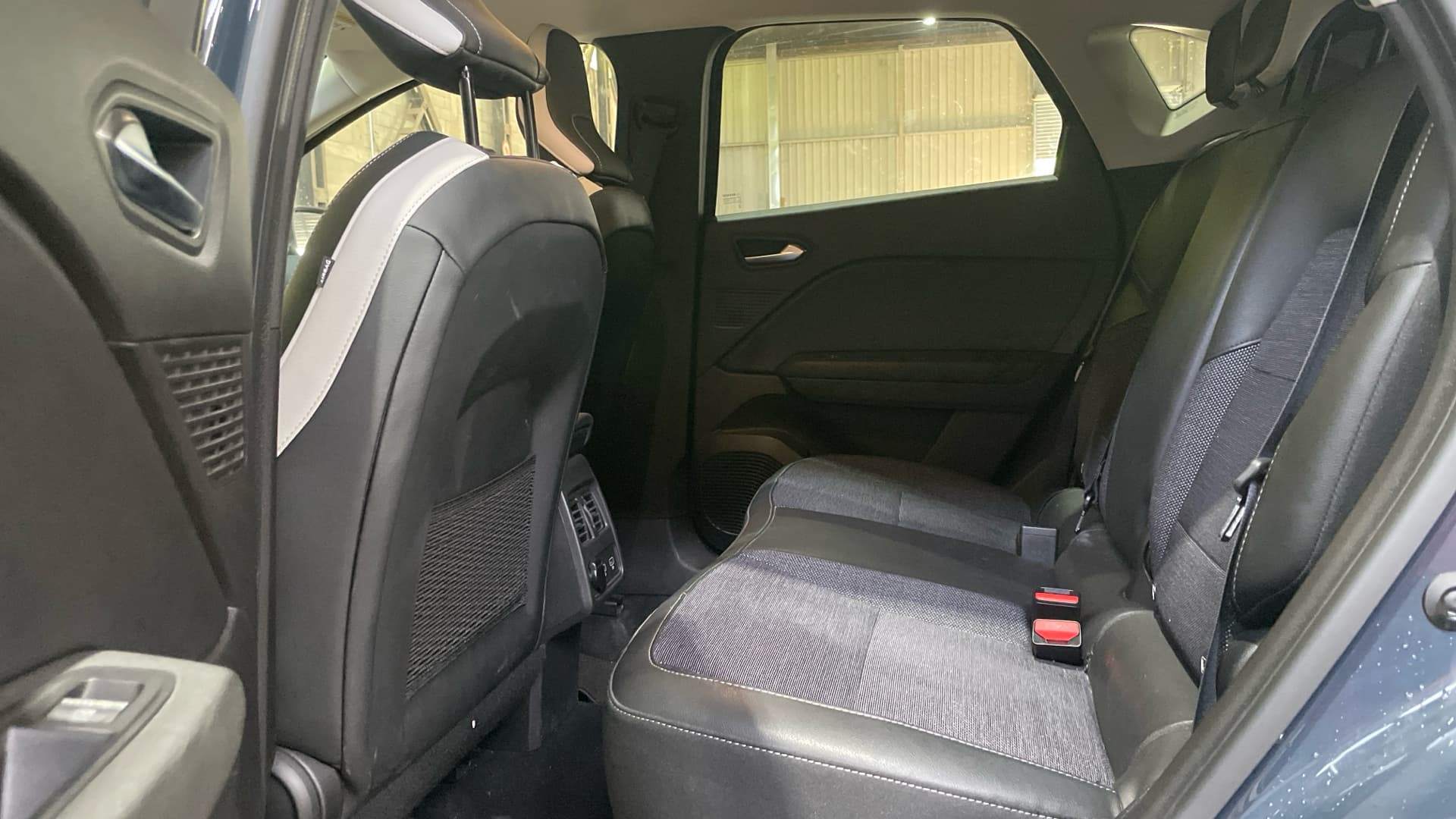 RENAULT CAPTUR E-Tech Plug-in 160 Intens
