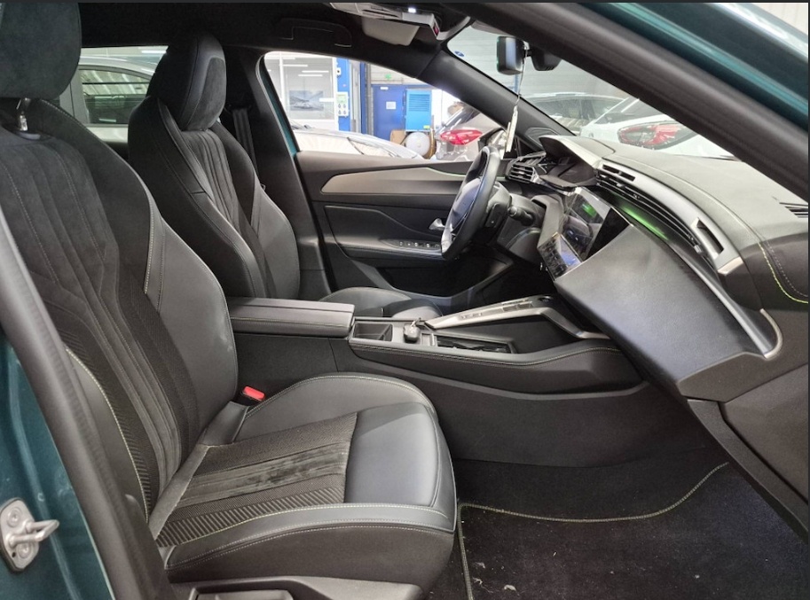 PEUGEOT 308 SW BlueHDi 130ch S&S EAT8 GT
