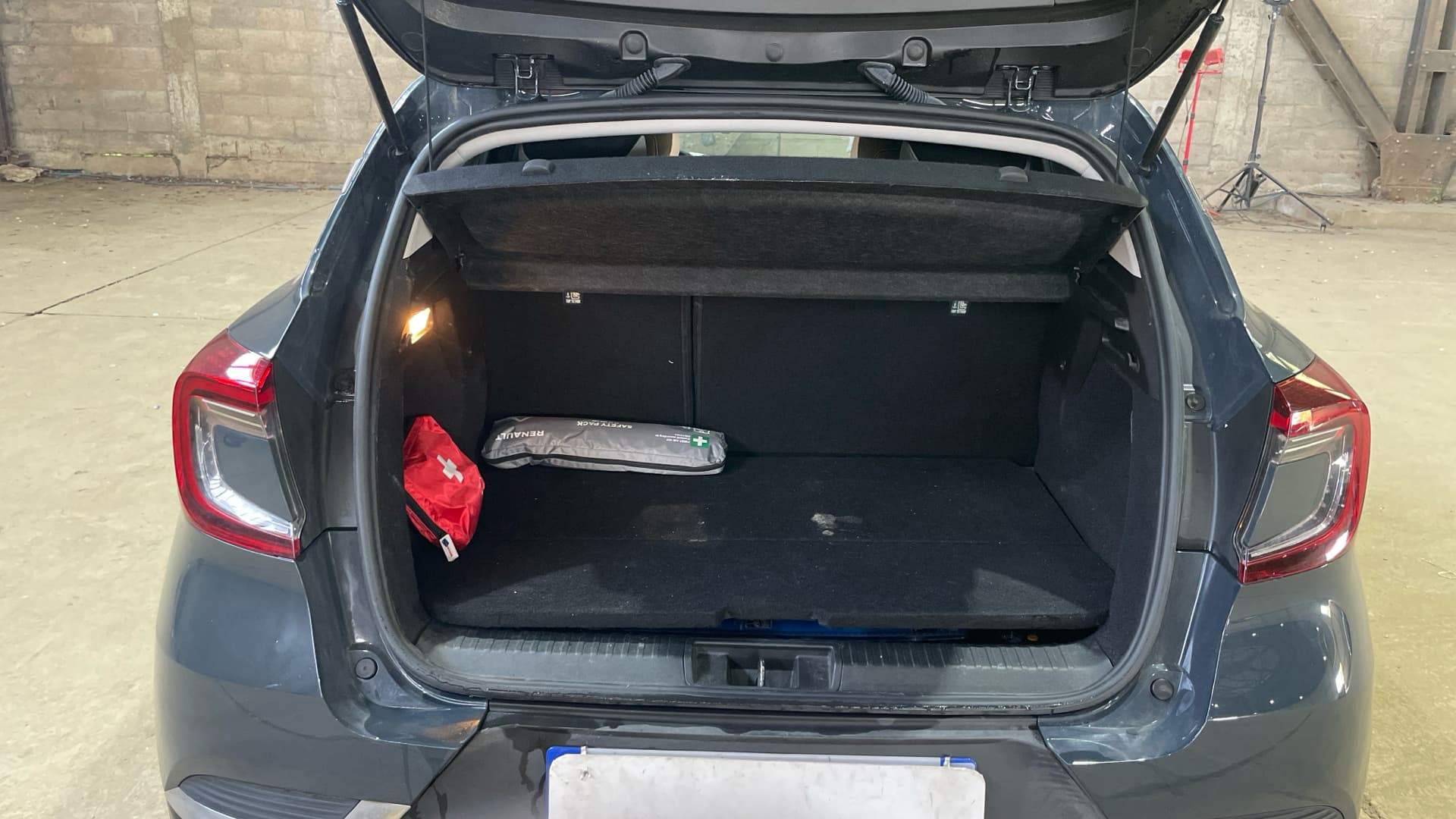 RENAULT CAPTUR E-Tech Plug-in 160 Intens