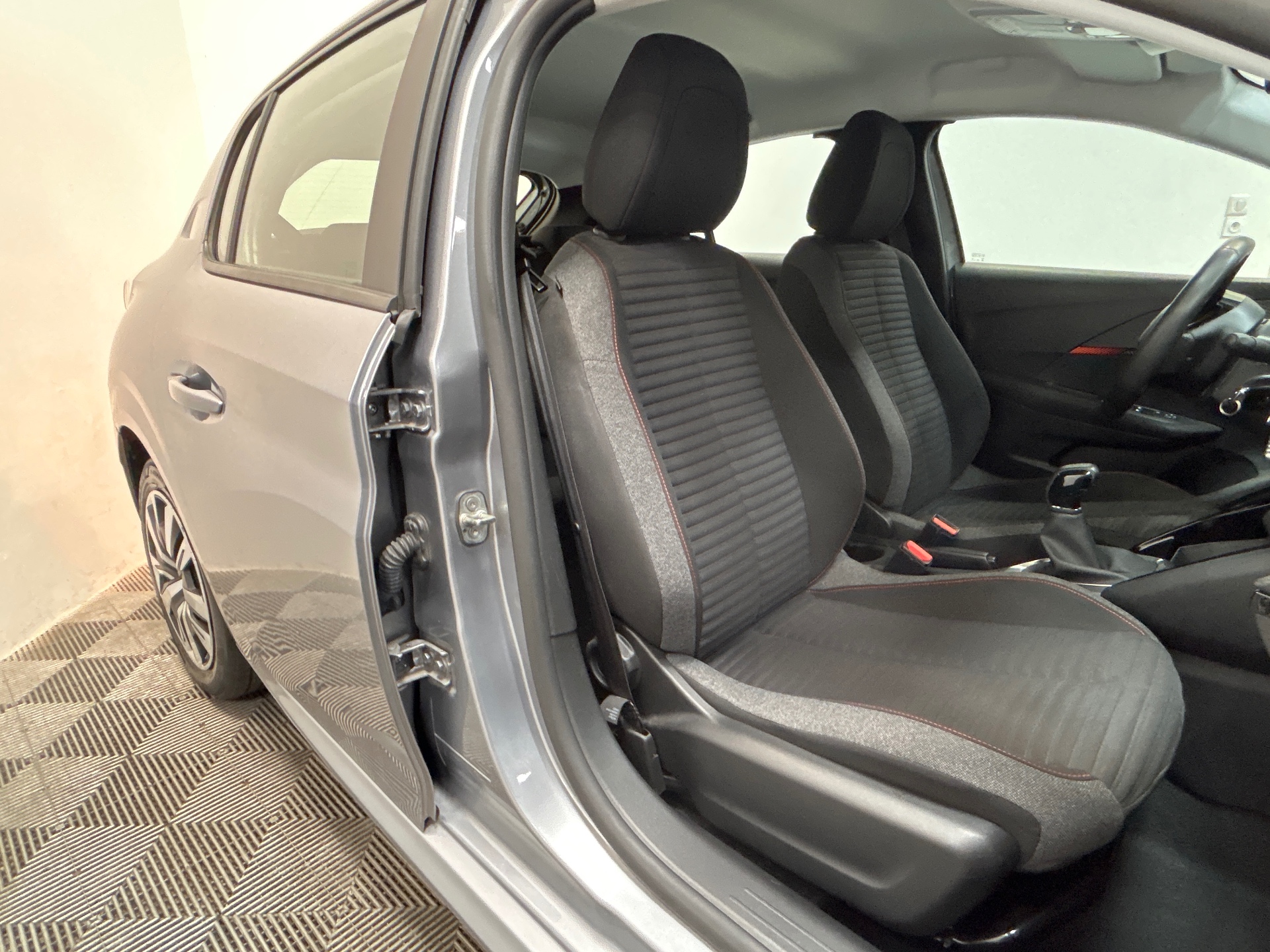 PEUGEOT 208 Active Pack PureTech 75 S&S BVM5