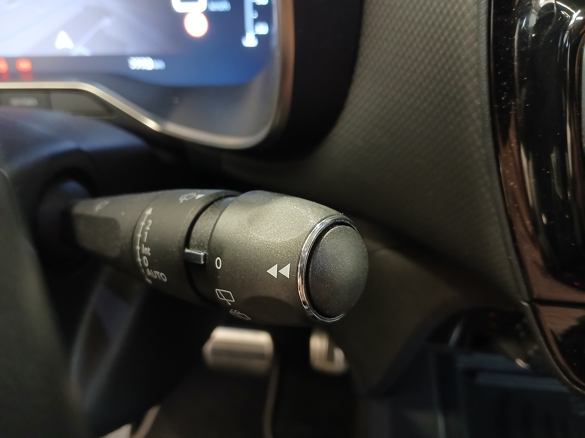 CITROEN C5 AIRCROSS HYB 136 CH BOITE AUTO SHINE