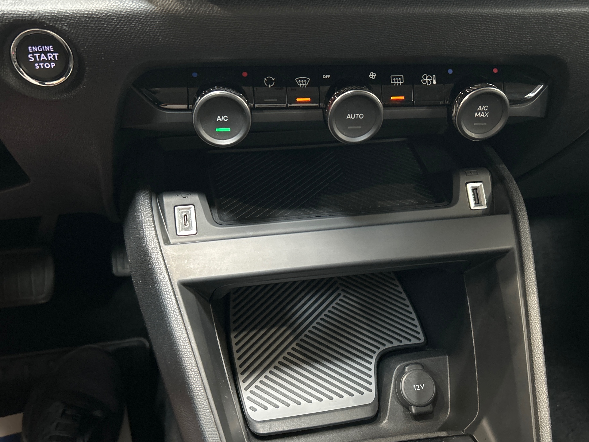 CITROEN C4 X 130 S&S EAT8 SHINE
