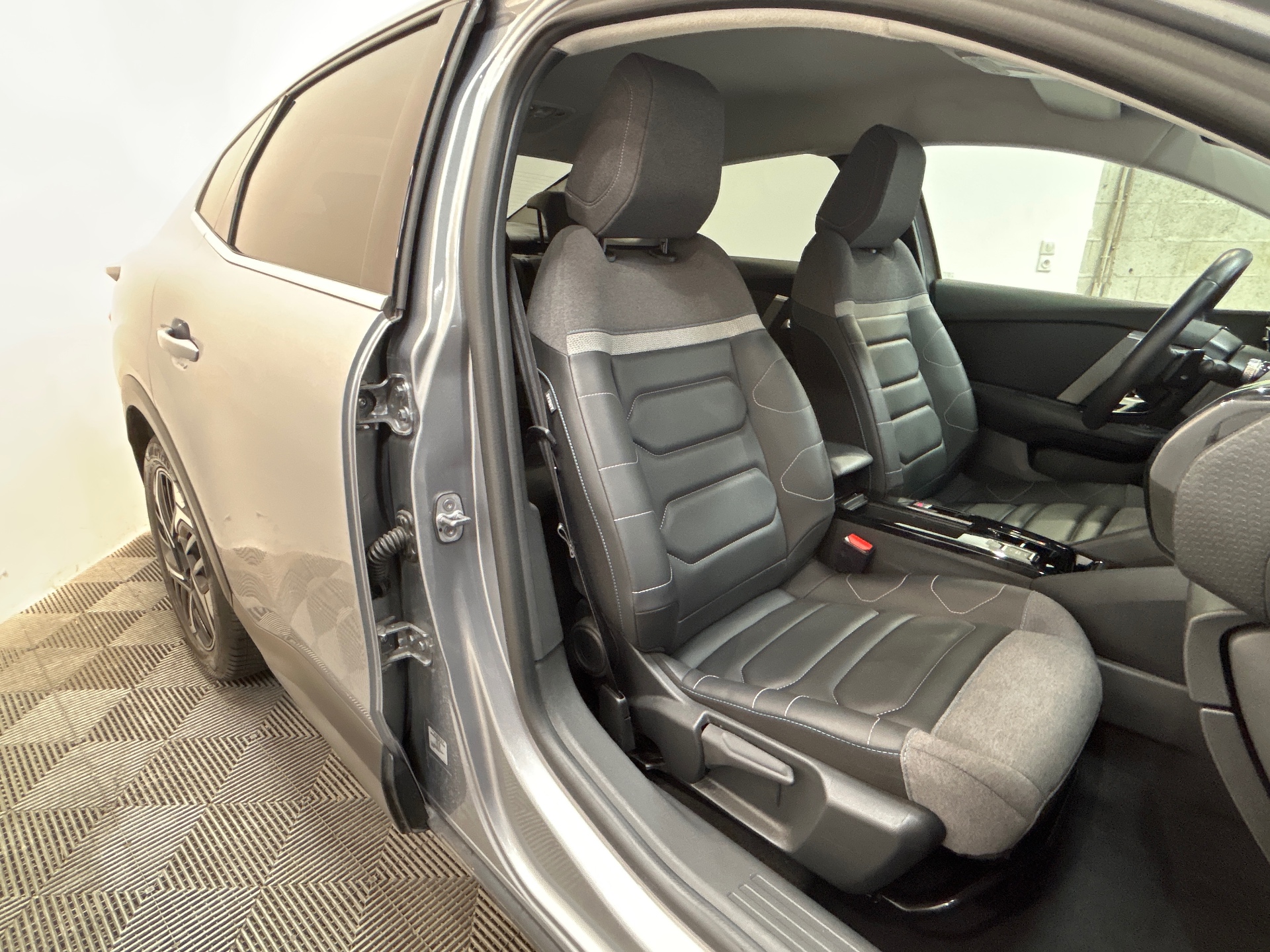 CITROEN C4 X 130 S&S EAT8 SHINE