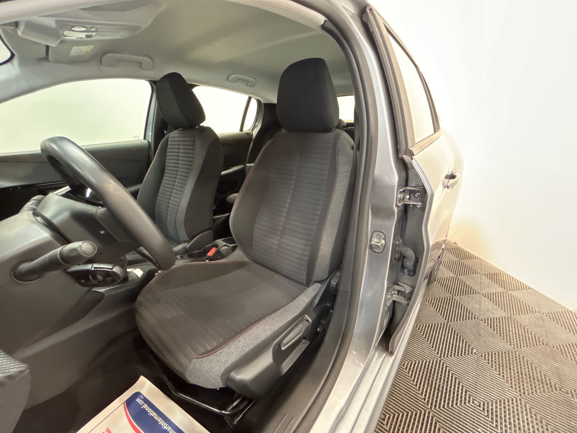 PEUGEOT 208 Active Pack PureTech 75 S&S BVM5