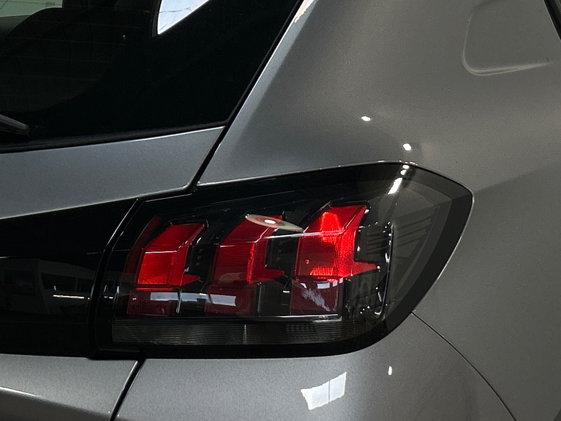 PEUGEOT 208 Active Pack PureTech 75 S&S BVM5