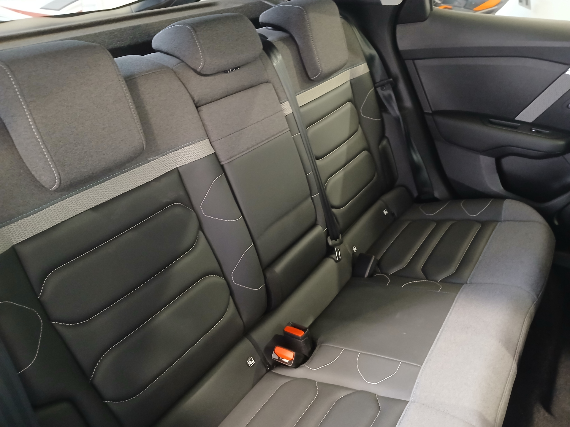 CITROEN C4 BlueHDi 130ch EAT8 MAX
