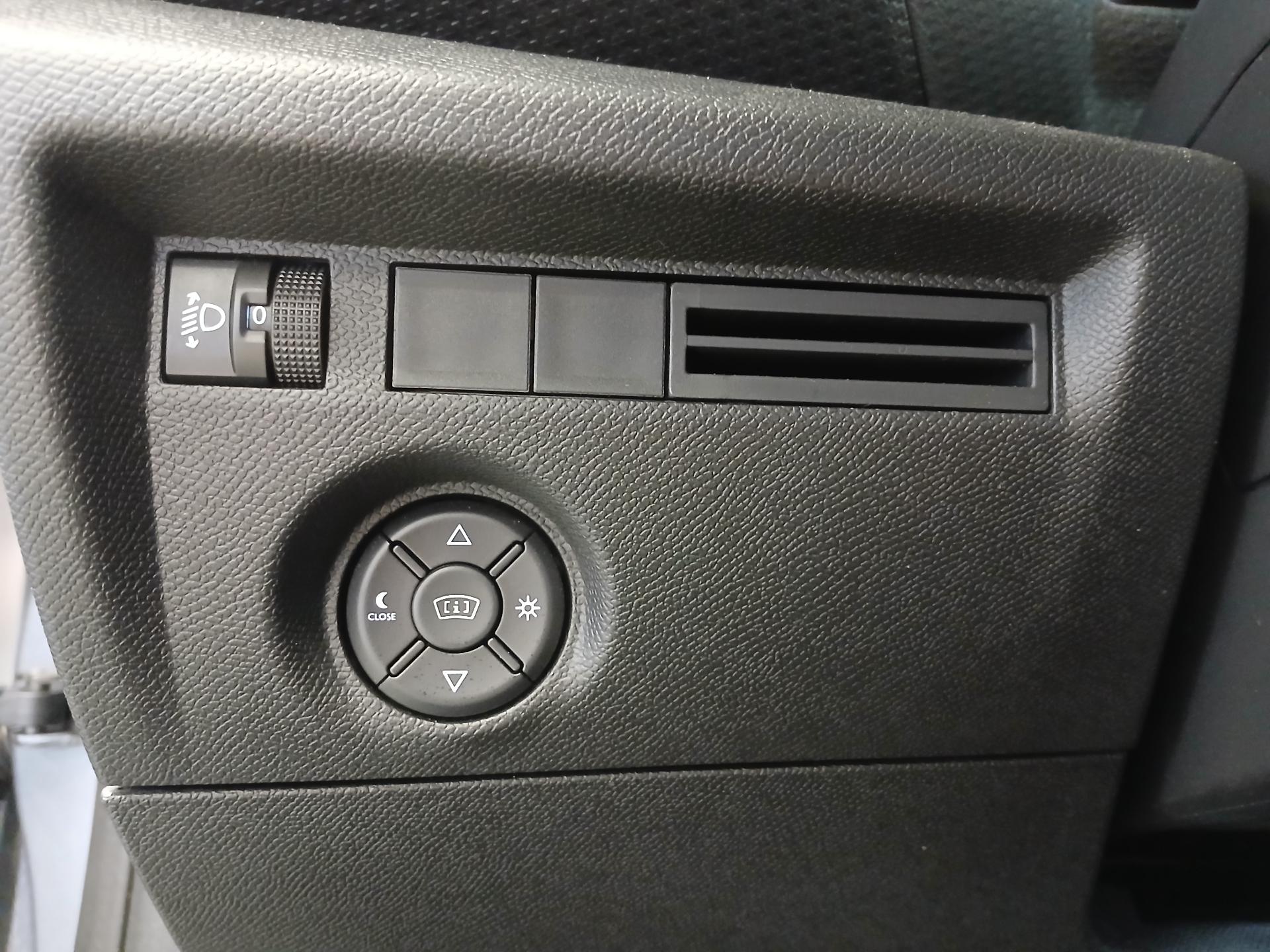 CITROEN C4 BlueHDi 130ch EAT8 MAX