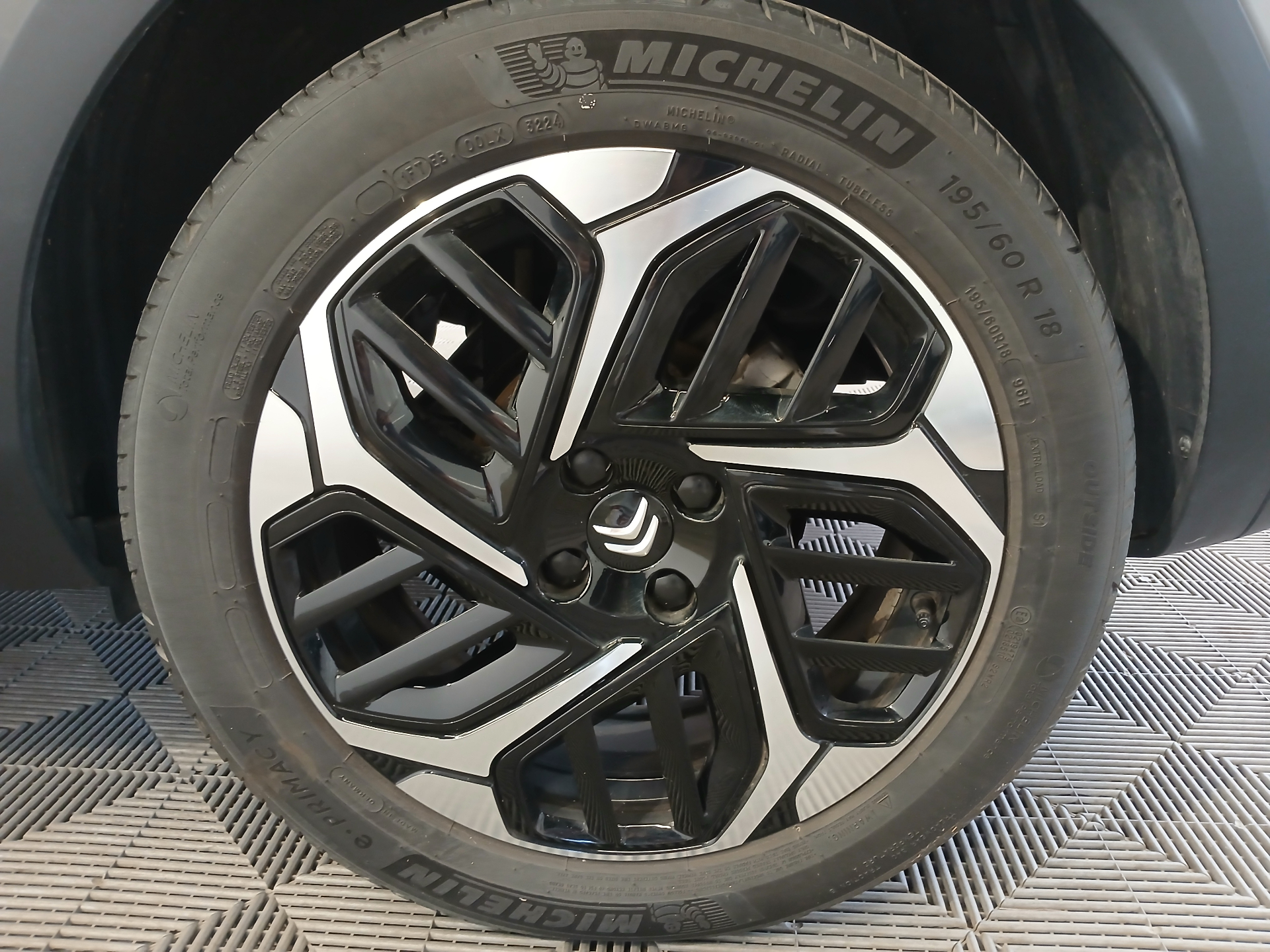 CITROEN C4 BlueHDi 130ch EAT8 MAX