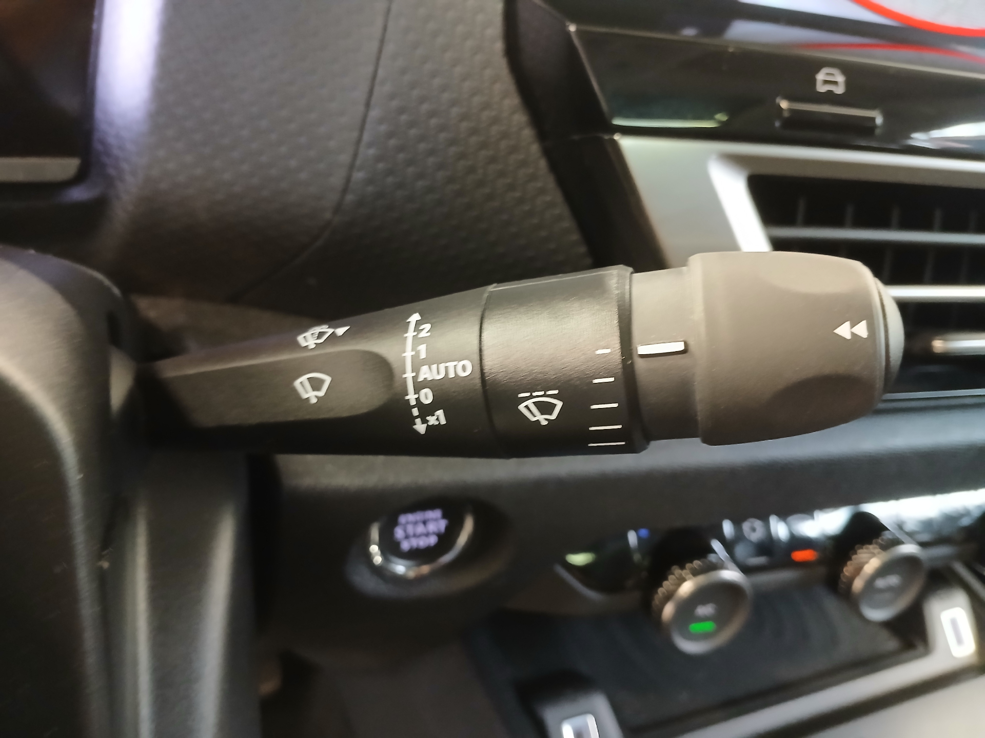CITROEN C4 BlueHDi 130ch EAT8 MAX